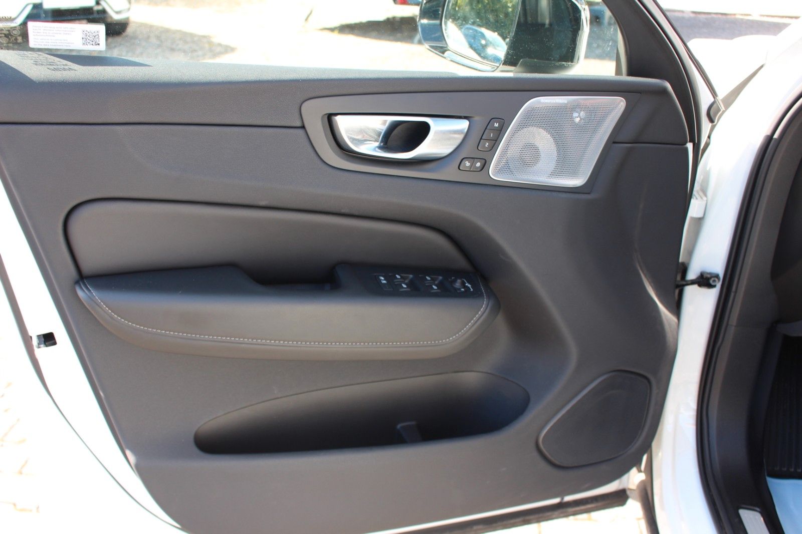 Volvo XC60 B5 Benzin Ultra Dark Massage Sitze