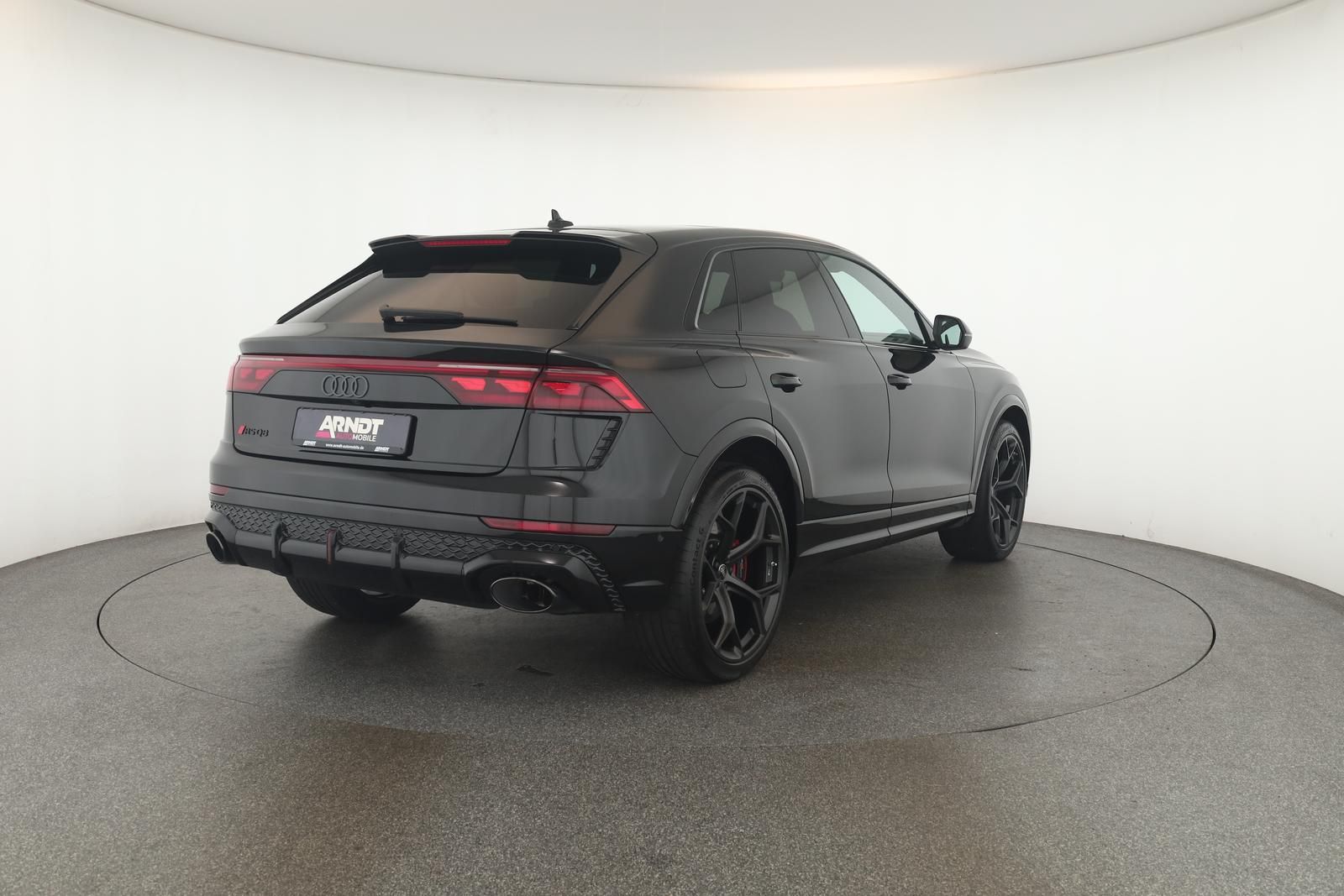 Audi RS Q8 SUV performance Laser Pano Vmax RSAbgas 23