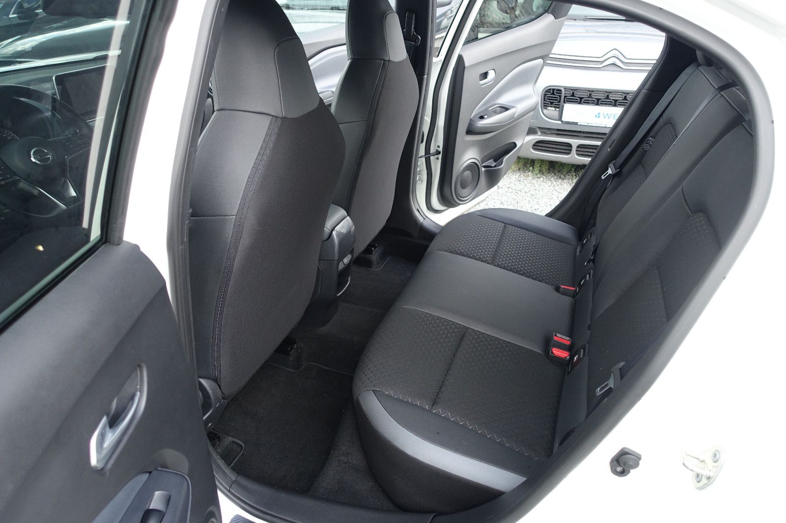Nissan Juke 1.0 Aut. - Samsaru's Car Outlet