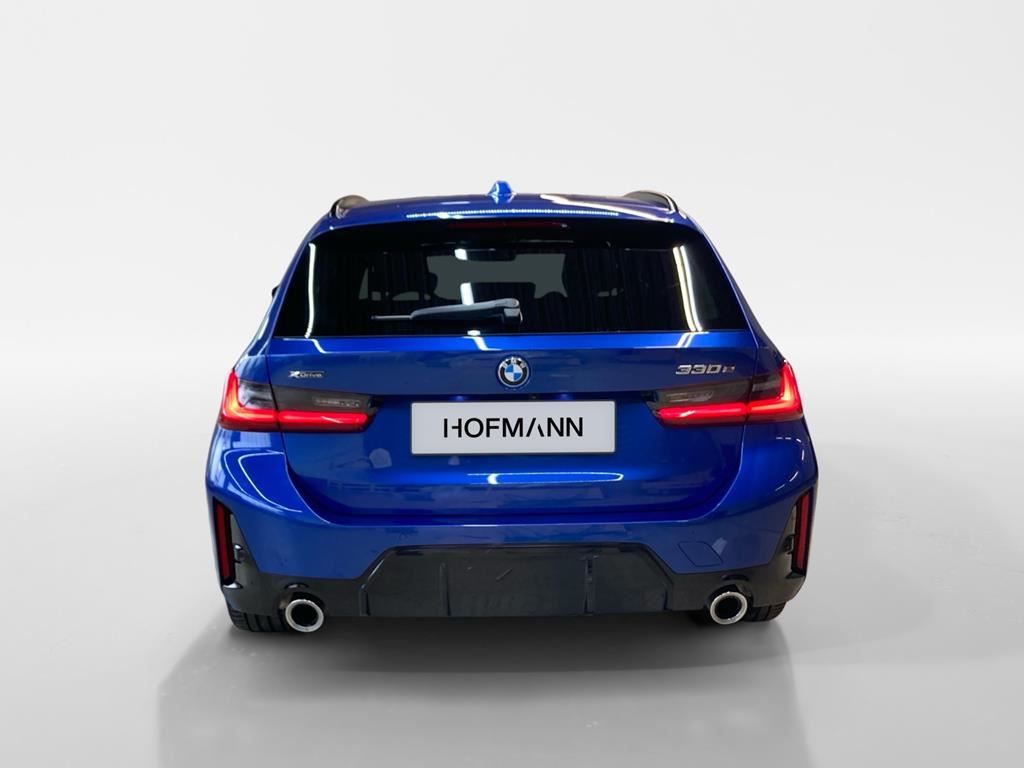 BMW 330e Touring xDrive M Sport AHK+ACC+Pano+Inno+