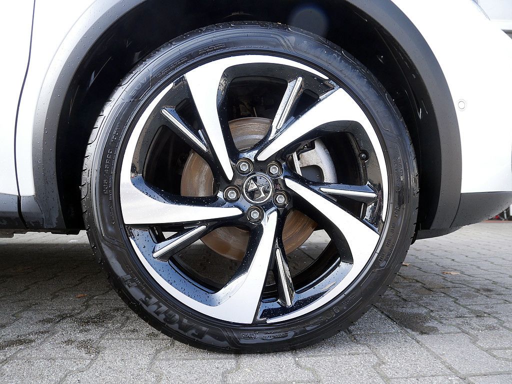 DS Automobiles DS 7 Crossback E-Tense Rivoli 4x4 ACC LED PANO