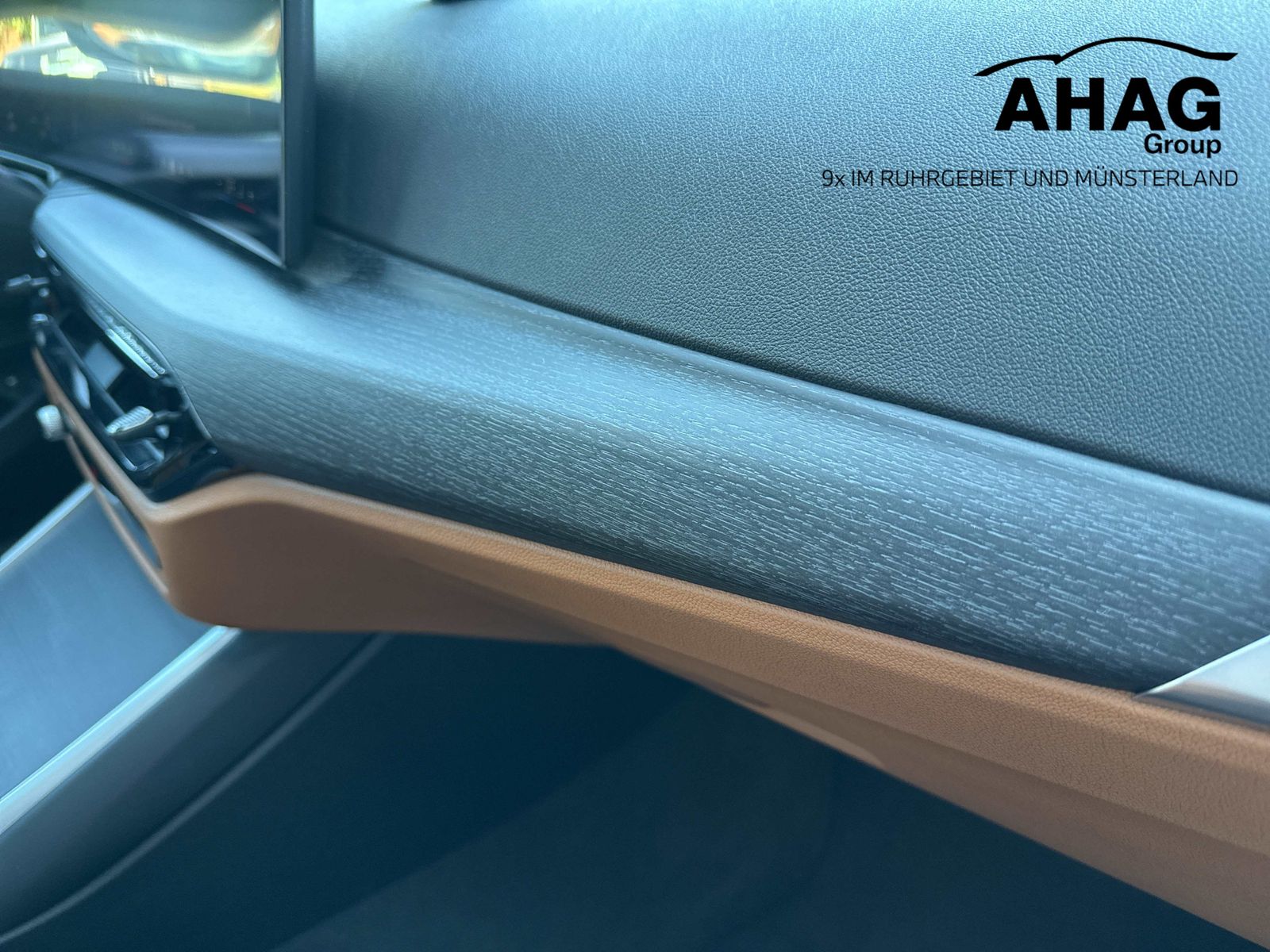 BMW 330e xDrive Touring M Sport AHK Pano H/K 360° HU