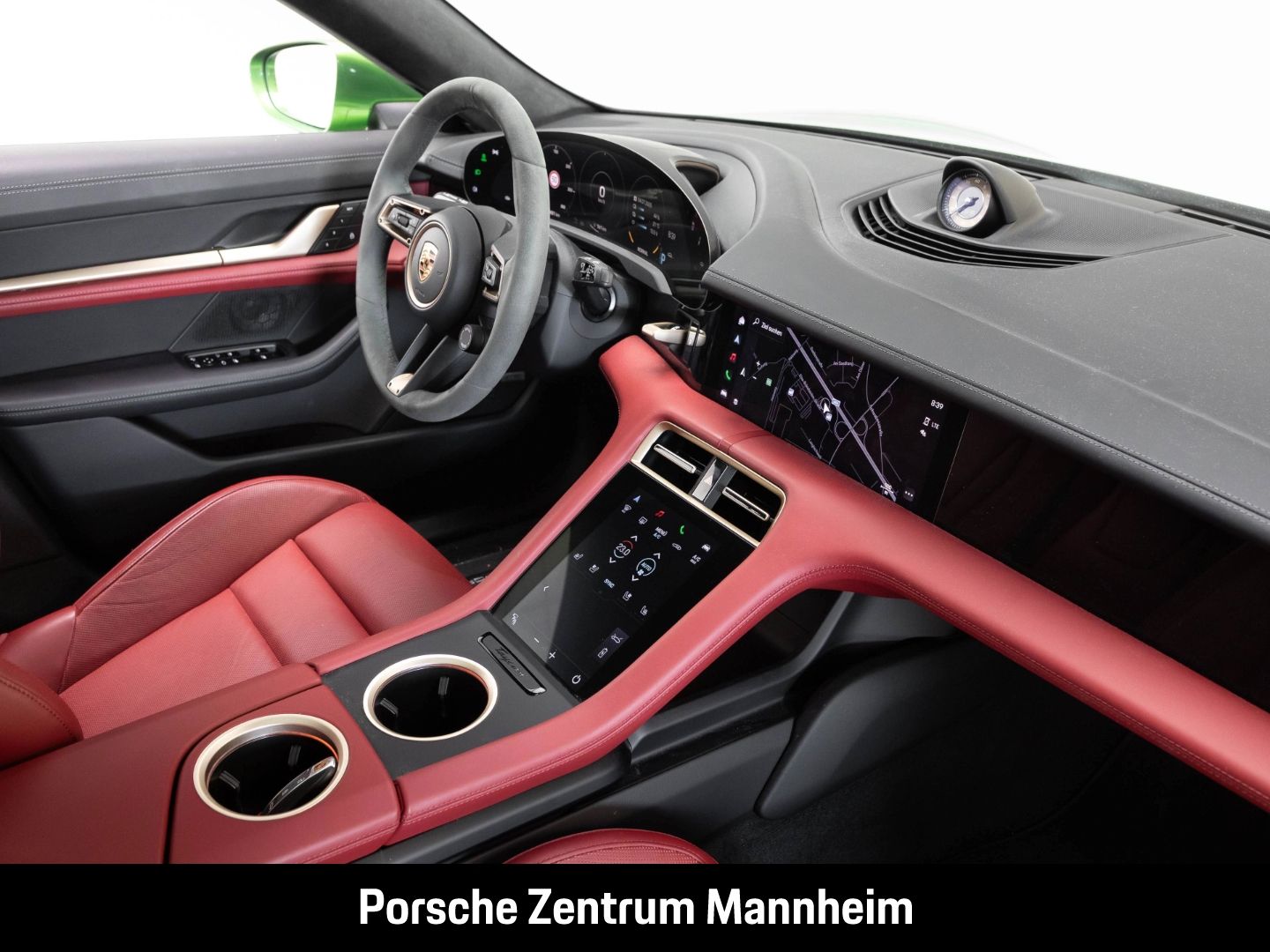 Porsche Taycan GTS Sport Turismo Pano InnoDrive Surround