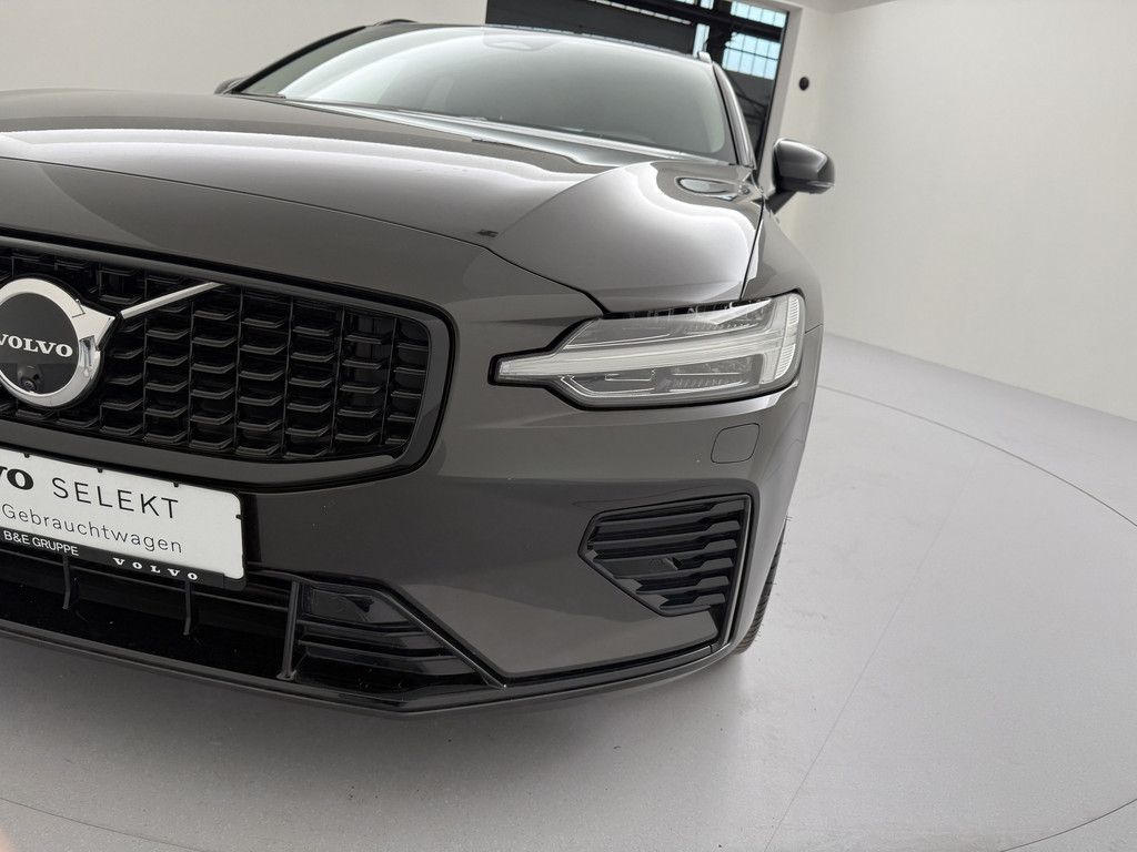 Volvo V60 T6 Plus Dark Plug-In Hybrid AWD STANDHZ 360°