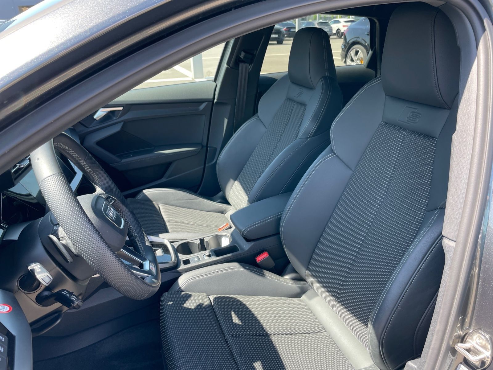 Audi A3 Sportback 30 TFSI S-Tronic S-Line - Samsaru's Car Outlet