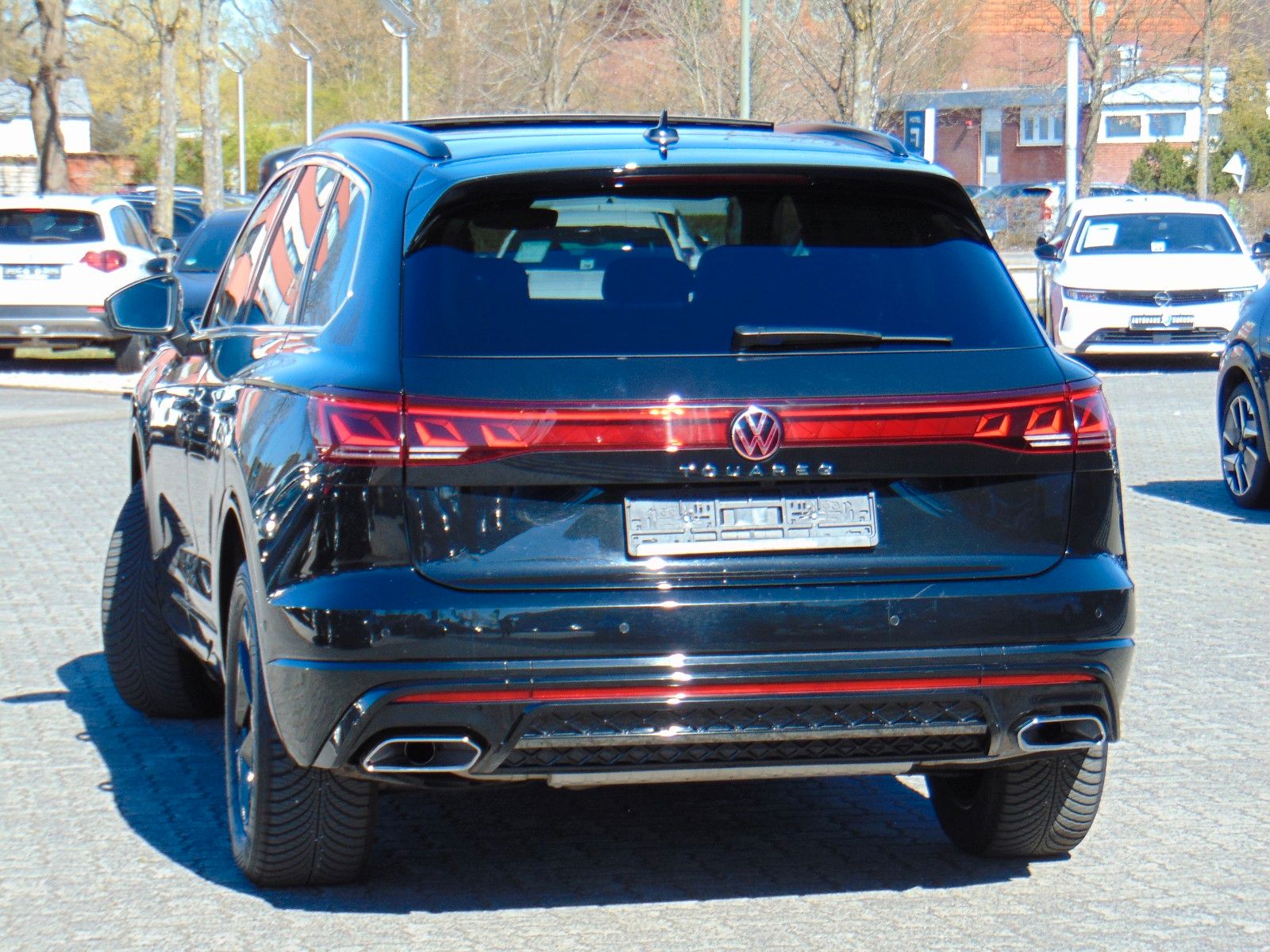 Volkswagen Touareg 3.0 TDI 4Motion R-Line - IQ Light - Pano
