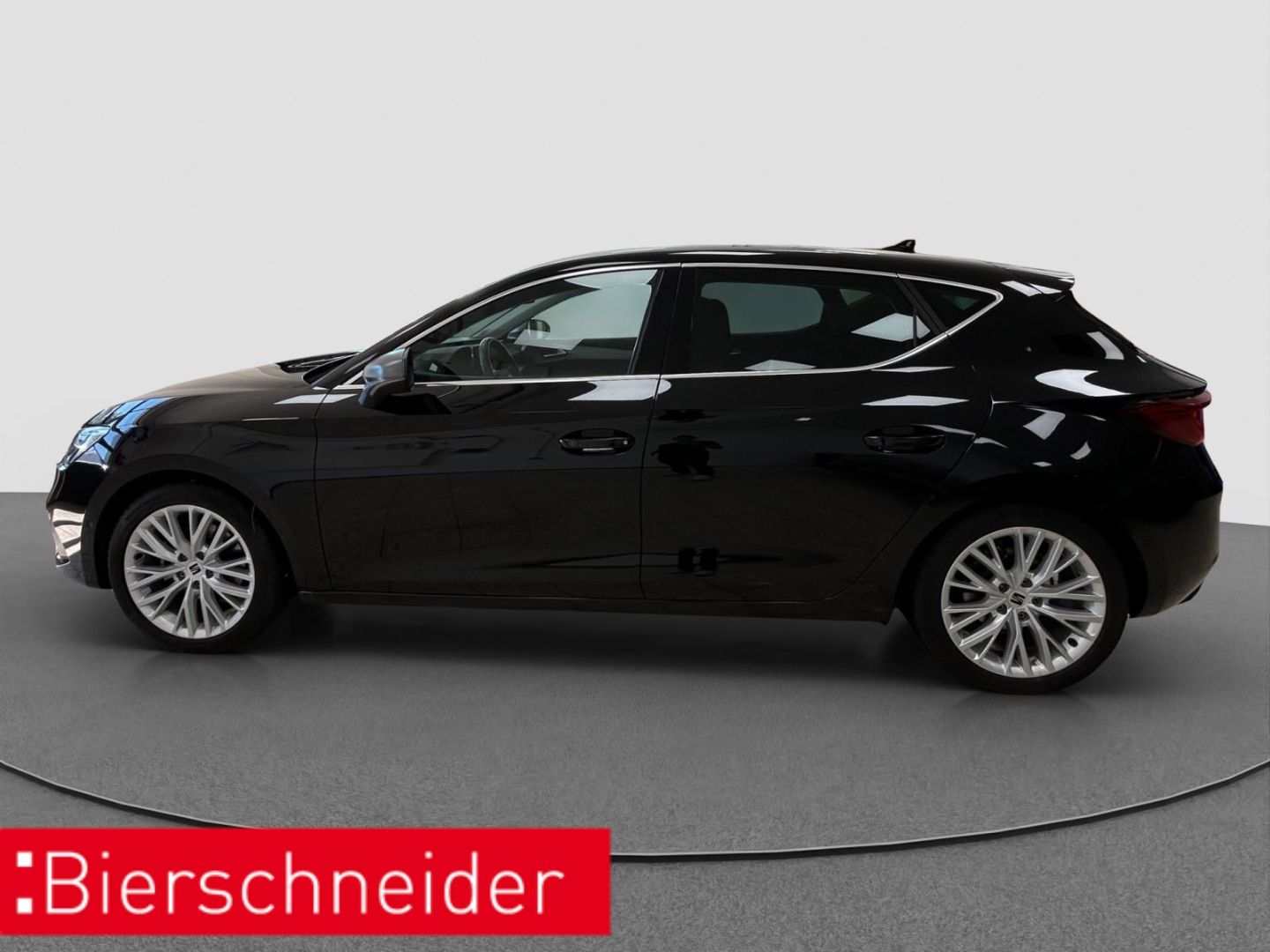 Seat Leon 1.5 eTSI DSG FR AHK CAM SHZ NAVI ACC