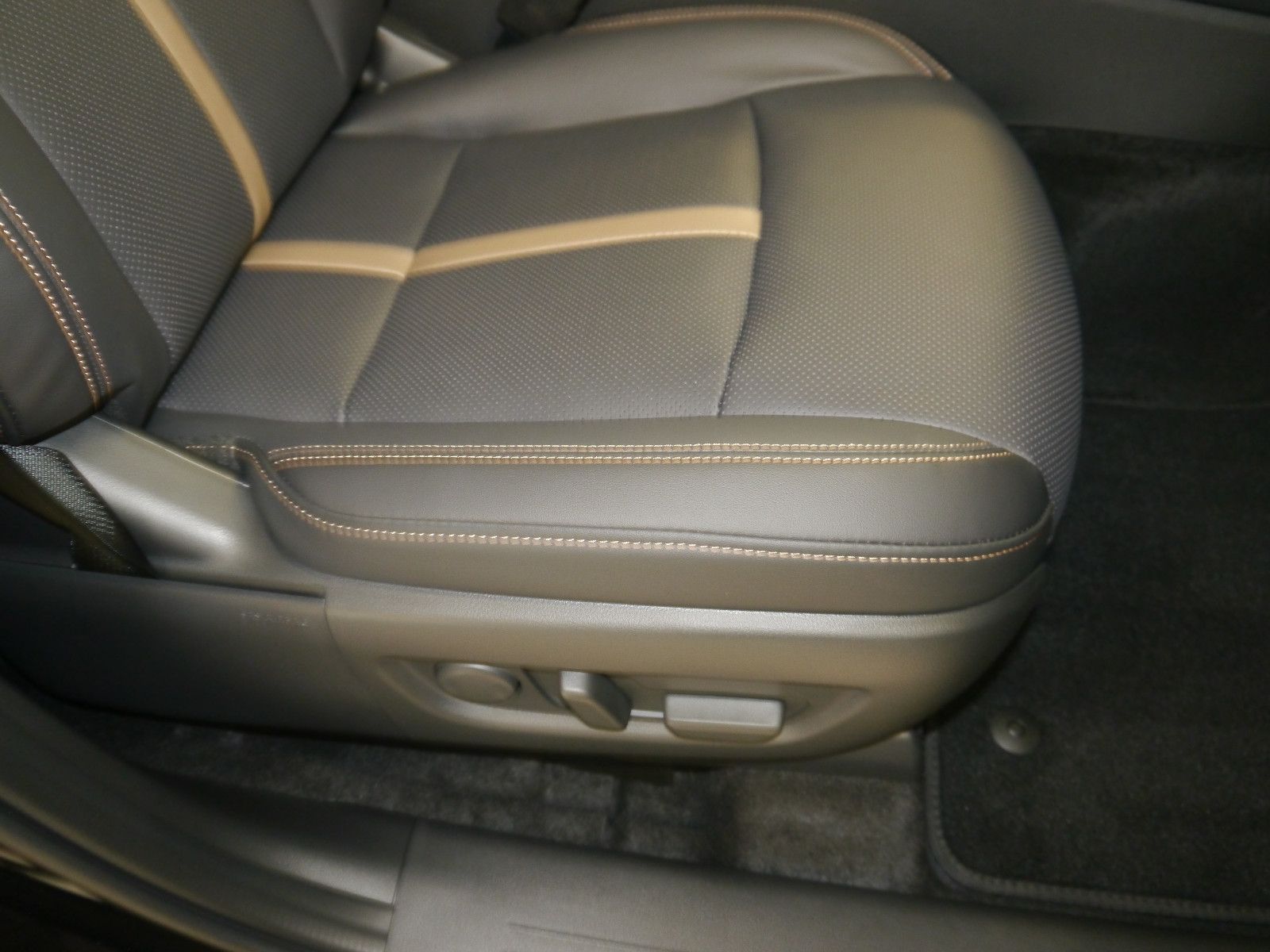 Mazda CX-80 2.5 e-SKYACTIV PHEV Homura Plus Auto AWD