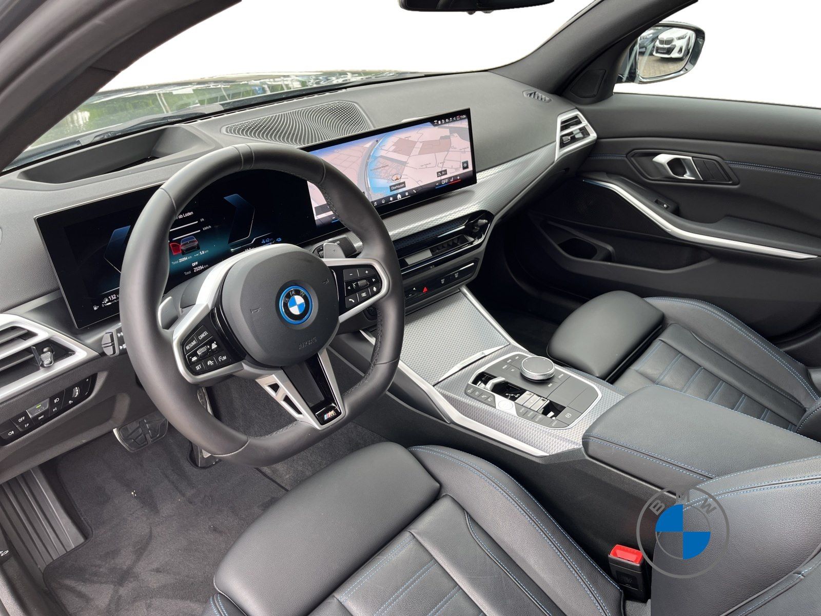 BMW 330e xDrive Limousine M Sport 19" LED Ambiente