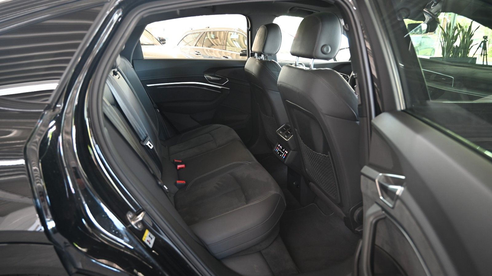 Audi e-tron Sportback 50 quattro S line/HUD/PANO