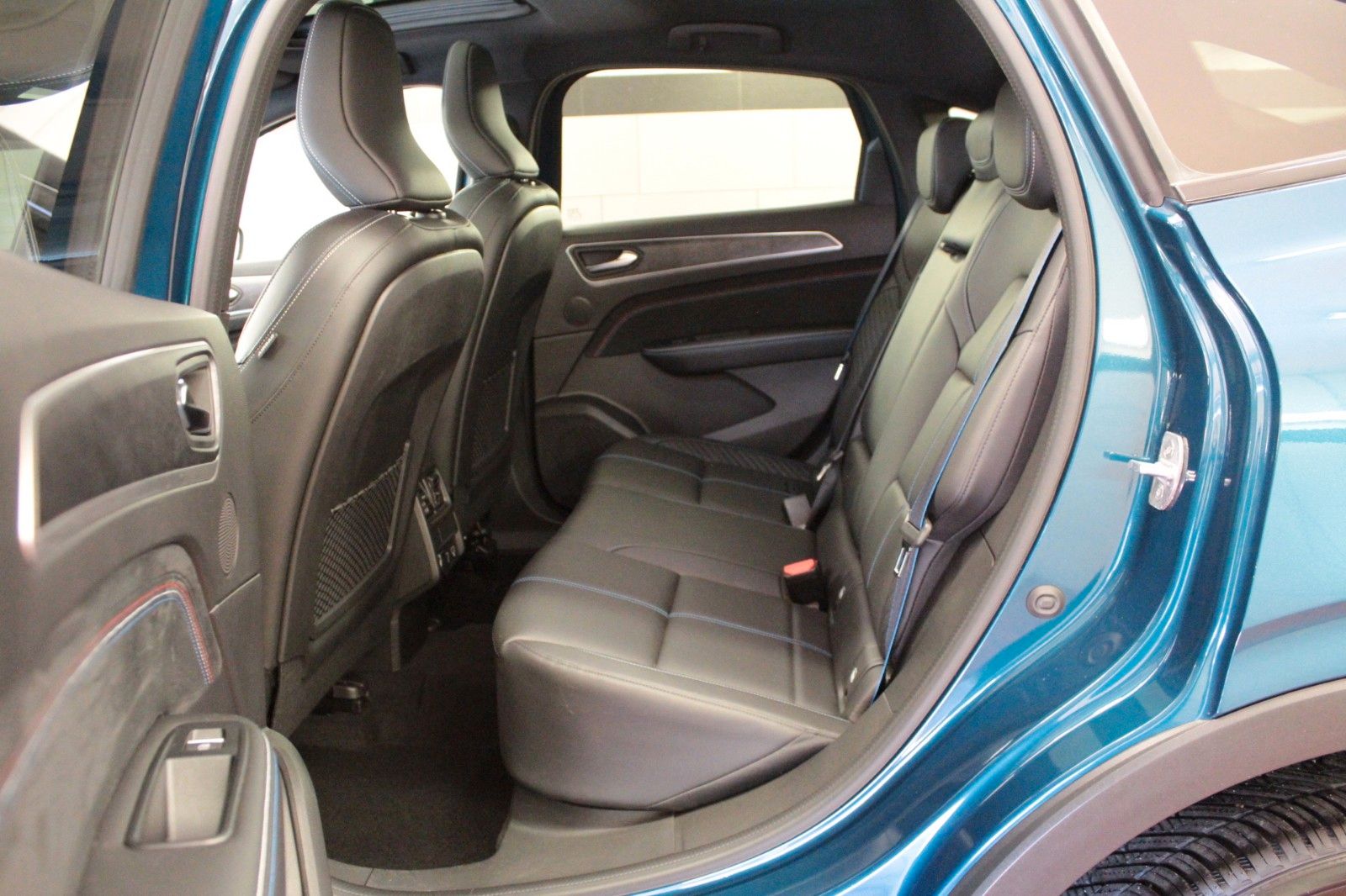 Renault Arkana Mild Hybrid - Samsaru's Car Outlet