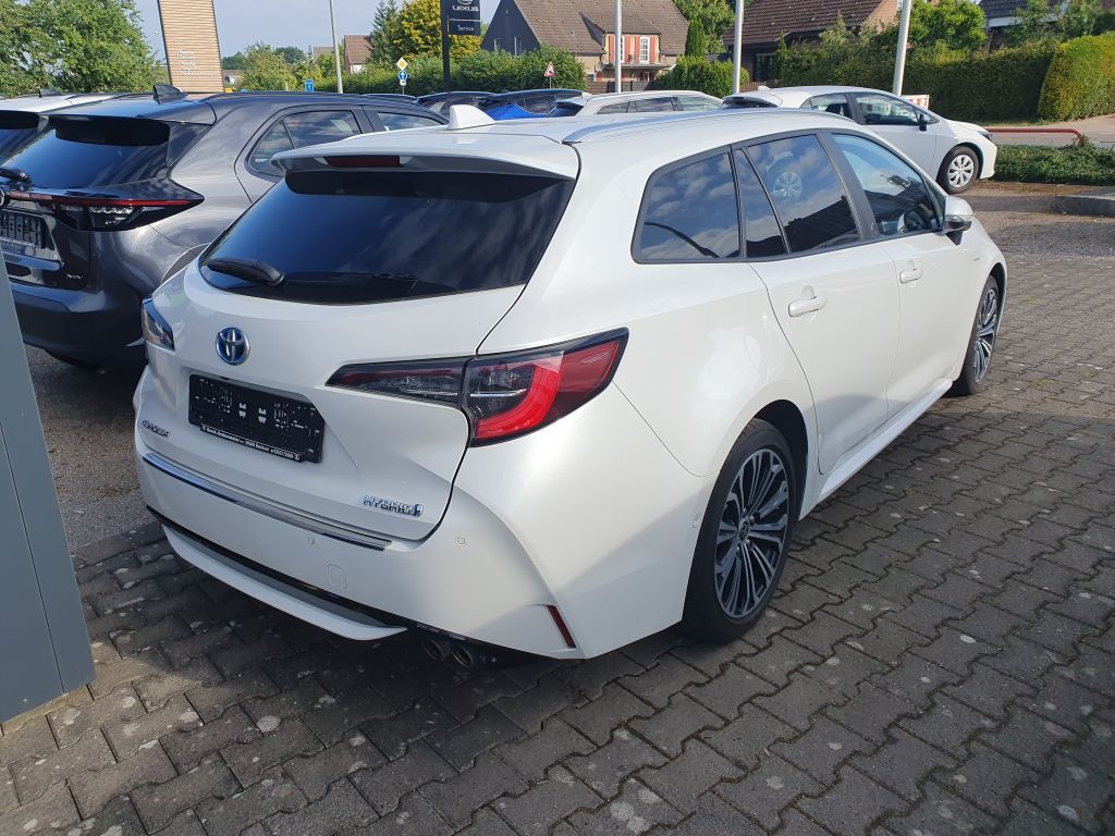 Toyota Corolla 2.0 Hybrid TS - Samsaru's Car Outlet