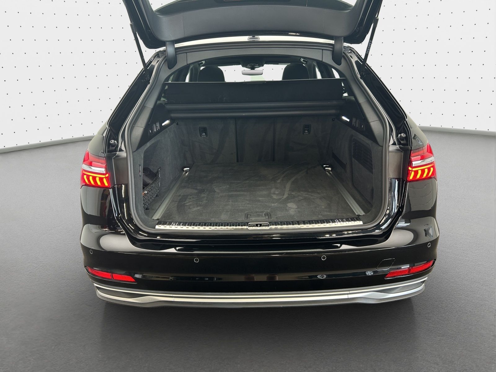 Audi A6 Avant 40 TDI quattro - Samsaru's Car Outlet