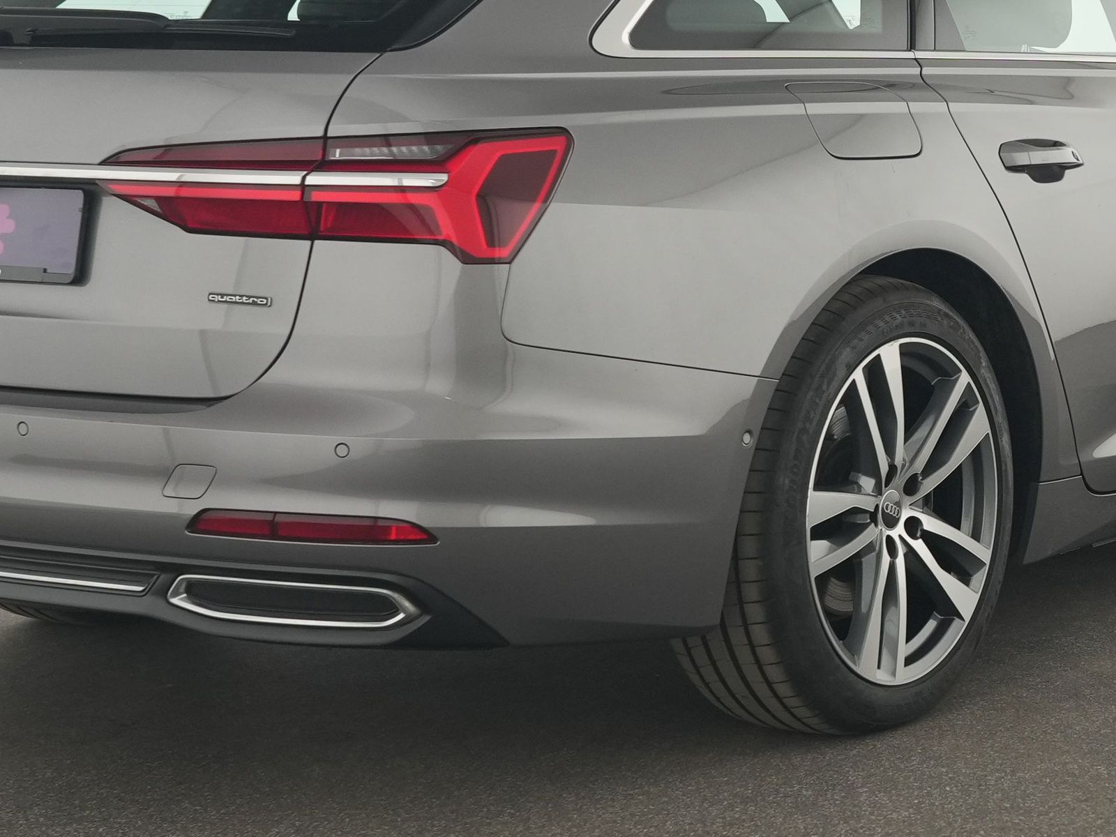 Audi A6 45TFSI qu. S-Line - Samsaru's Car Outlet