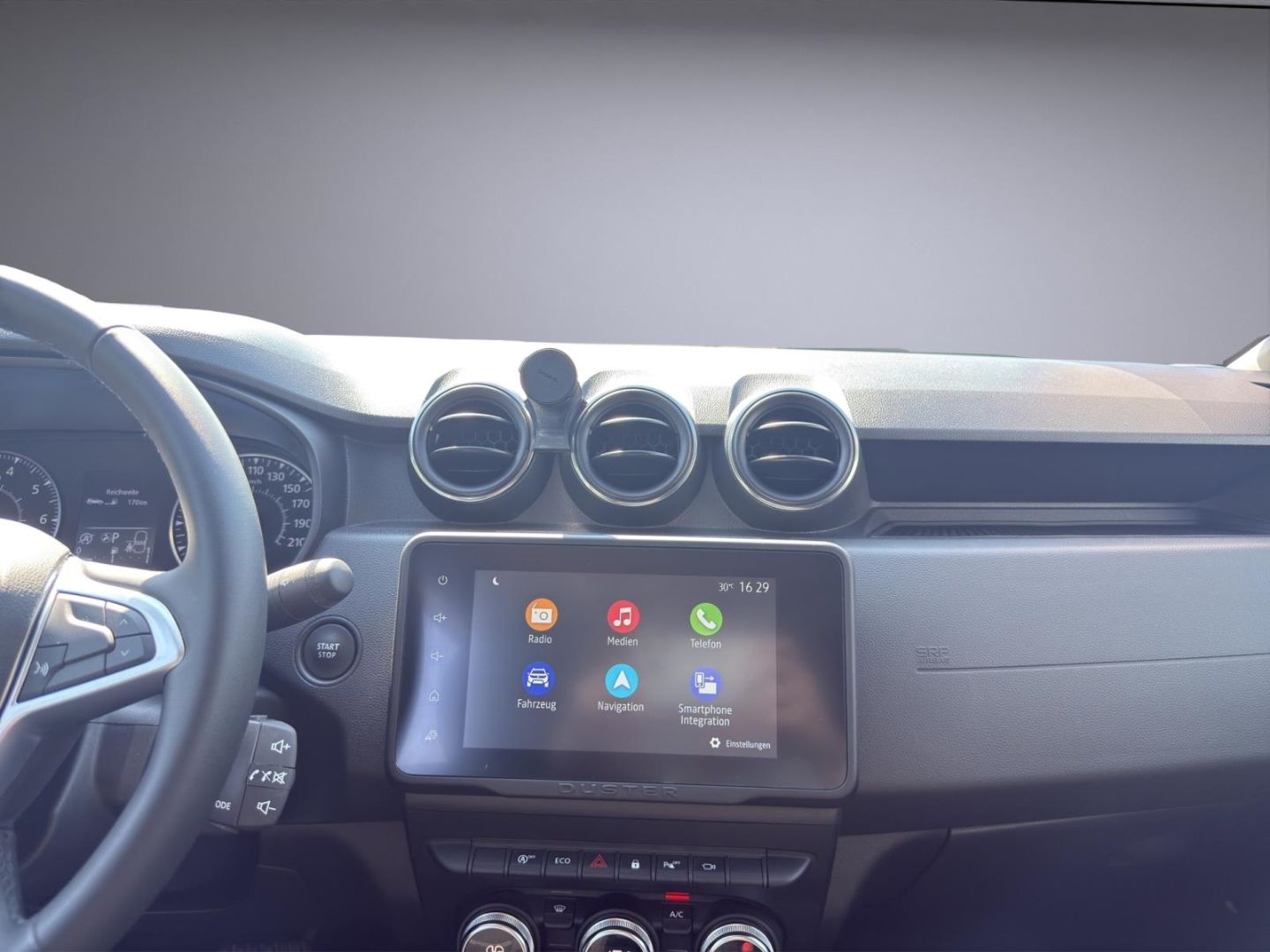 Dacia Duster Prestige 1.3 TCe 150 - Samsaru's Car Outlet