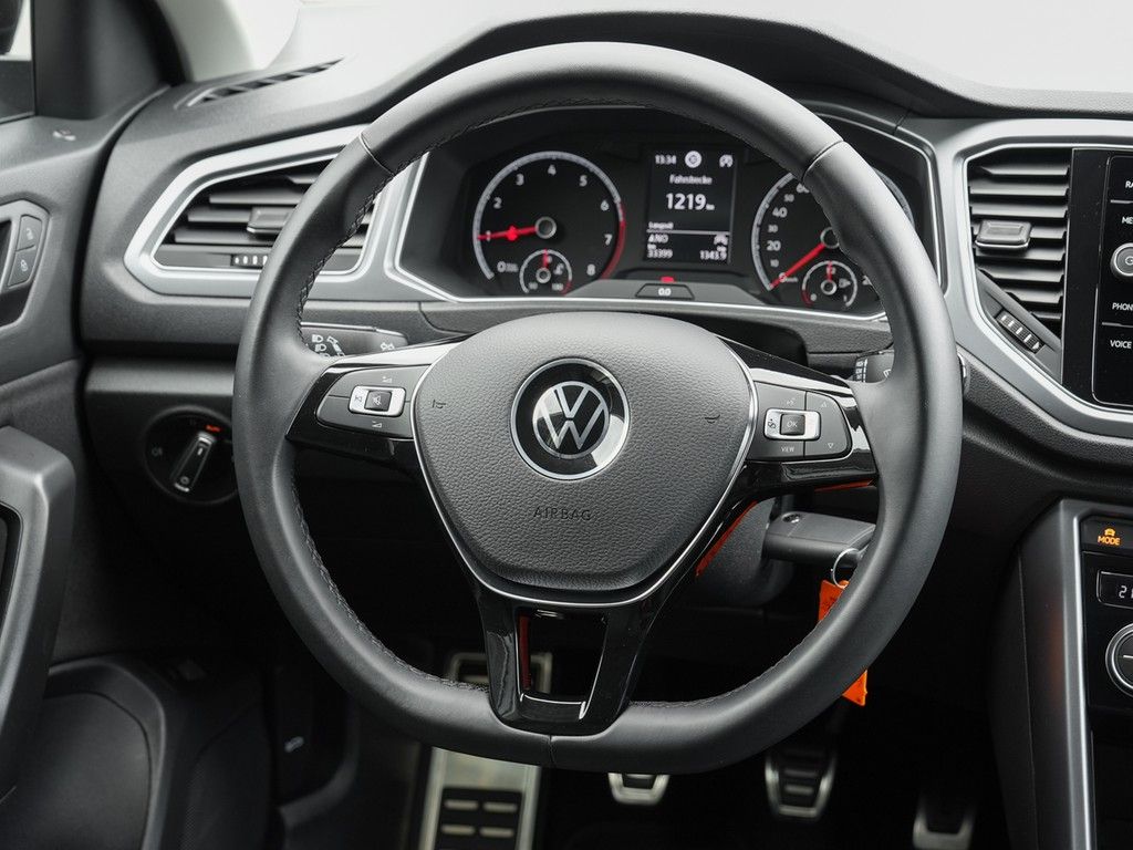 Volkswagen T-Roc 1.0 TSI Active - Samsaru's Car Outlet