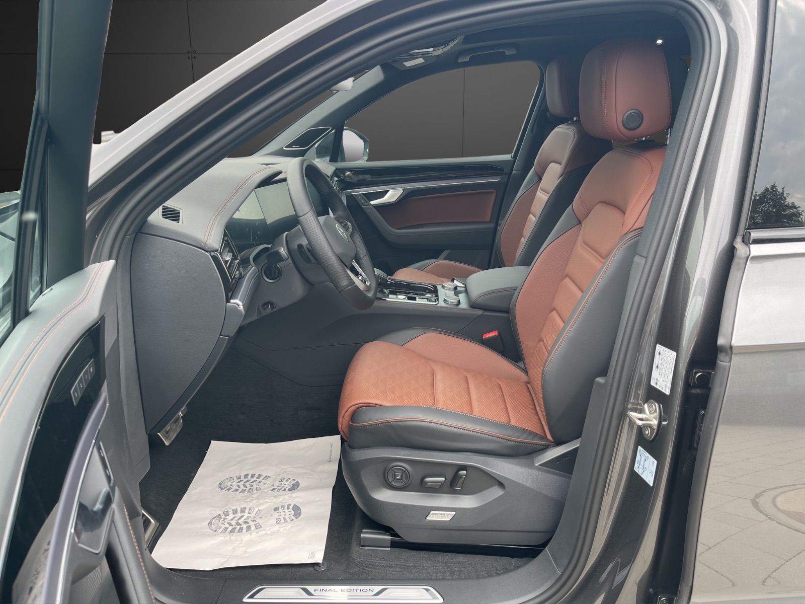 Volkswagen Touareg 3.0 TDI 4-Mot R-Line Final Edition*VOLL*