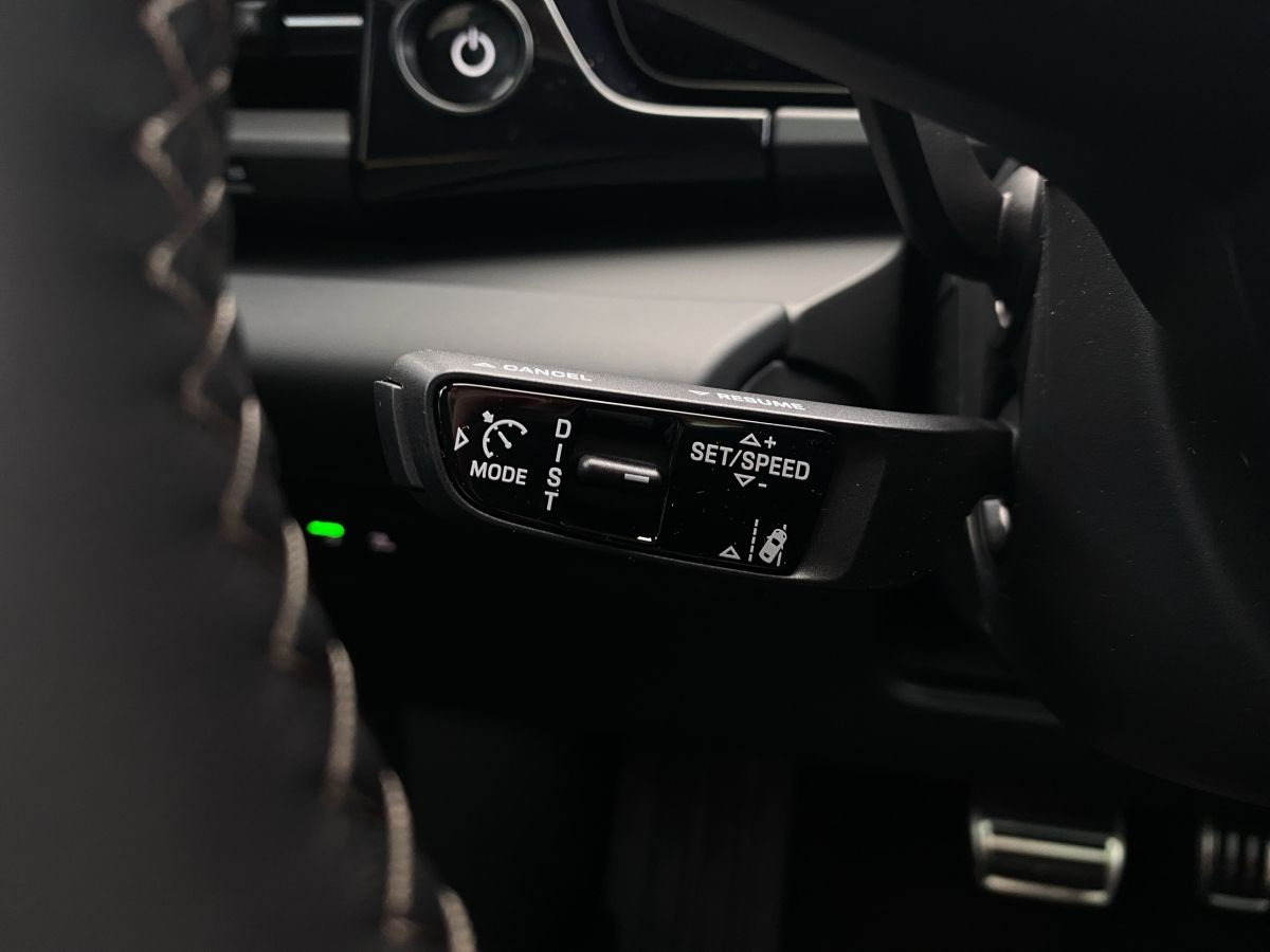 Porsche Macan Turbo |HA-Lenkung |AHK |Pano-D.