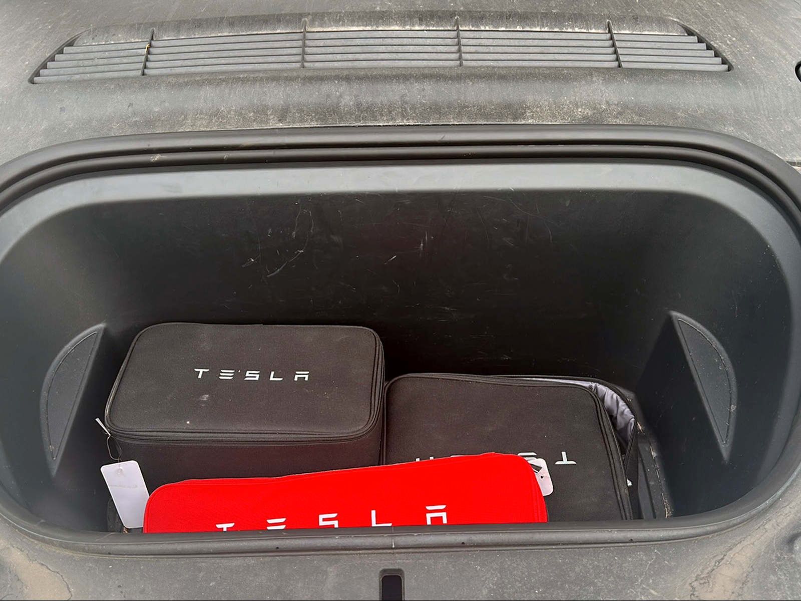 Tesla Model Y Long Range AWD | Autopilot | Pano | AHK