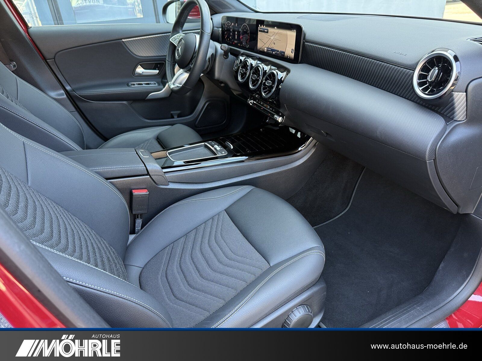 Mercedes-Benz A 200 Progressive Line - Samsaru's Car Outlet