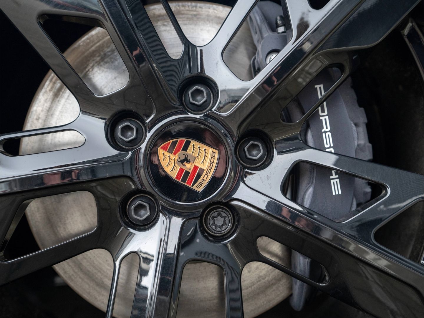 Porsche Taycan 4 Cross Turismo 21'', Offroad Design Pake