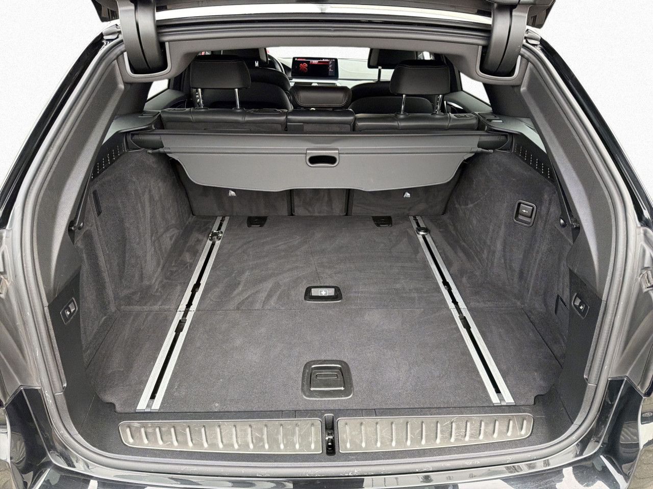 BMW 540i xDrive Tour M Sport DAPro 360° Laser KomSi