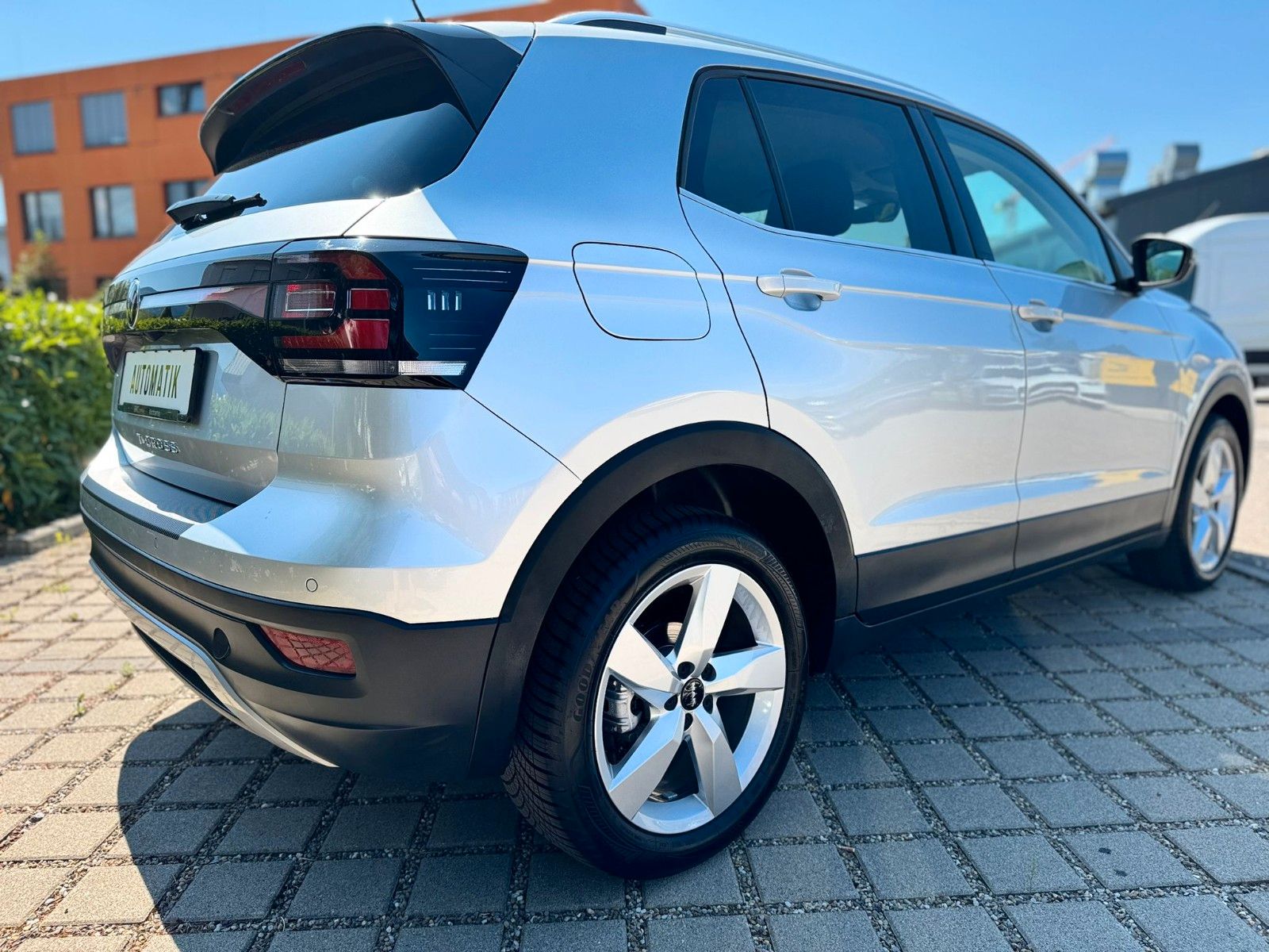 Volkswagen T-Cross 1.0 TSI Style DSG - Samsaru's Car Outlet