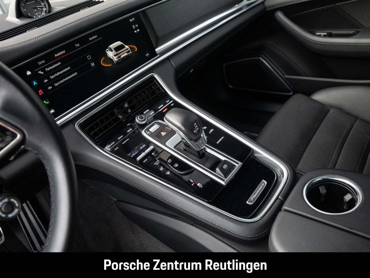 Porsche Panamera 4 E-Hybrid Platinum Edition HA-Lenkung