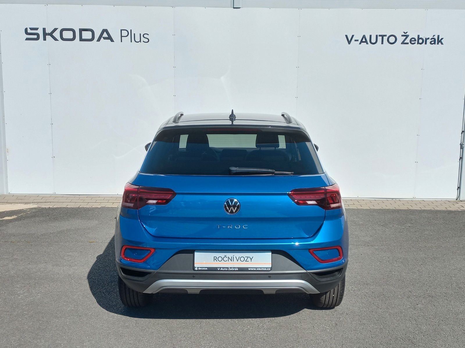 Volkswagen T-Roc Life - Samsaru's Car Outlet