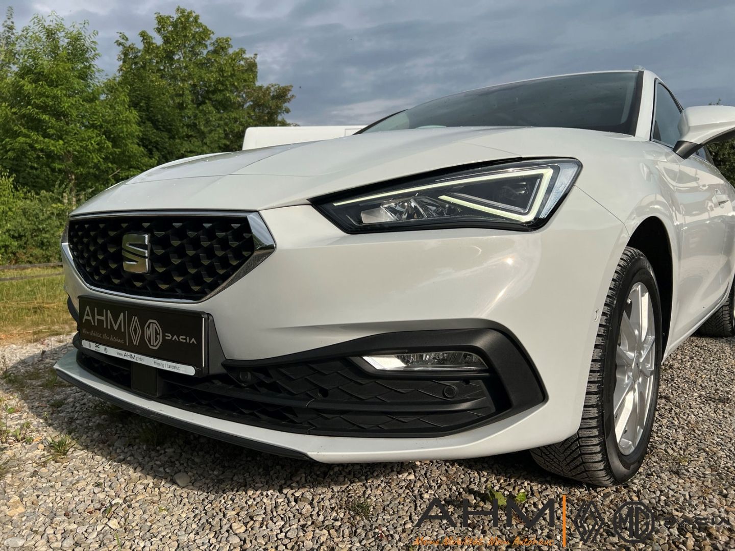 Seat Leon Sportstourer Xcellence 2.0 TDI  Schiebed. L