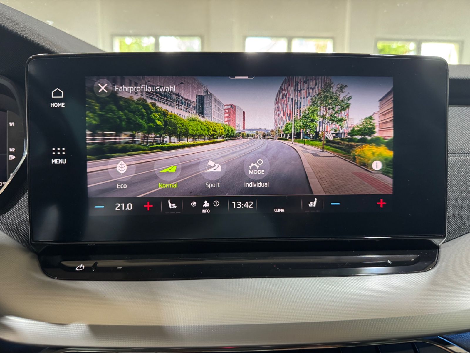 Skoda Octavia Lim. First Edition 2.0TDI DSG/ACC/MATRIX