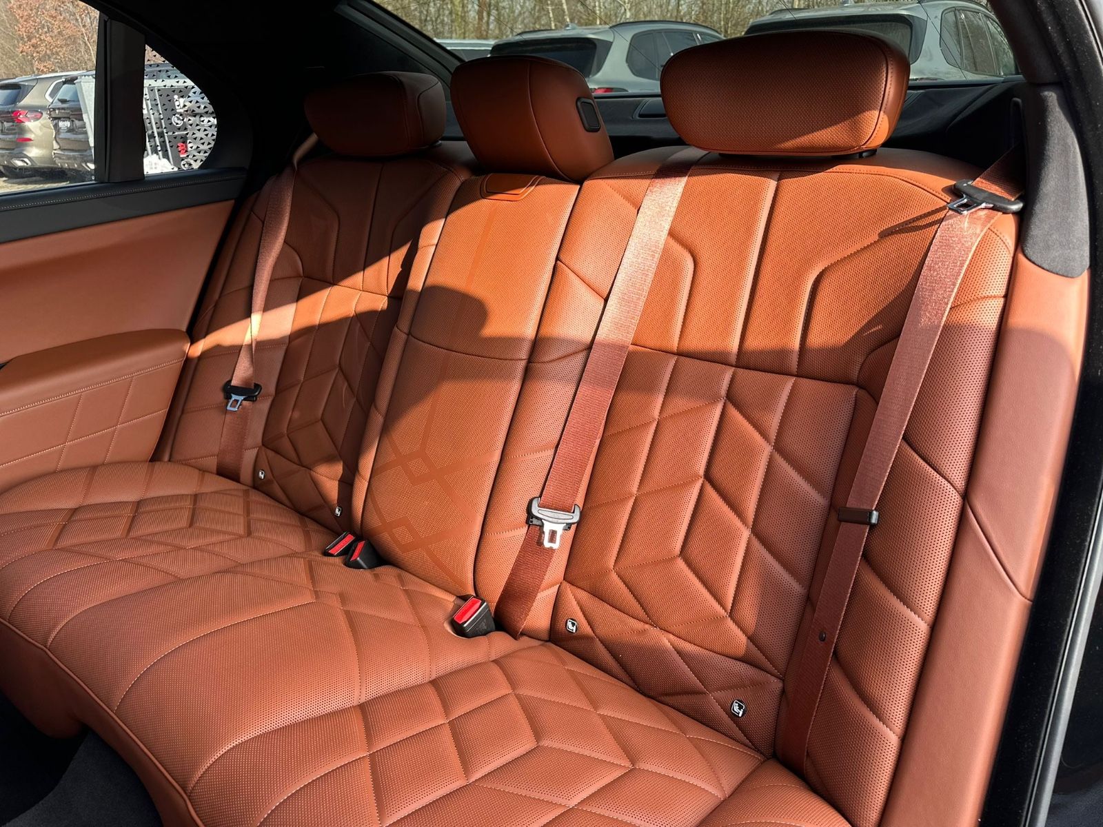 BMW 740d M INDIVIDUAL.AUTOTÜR.FOND ENT.SKY.MASSAGE