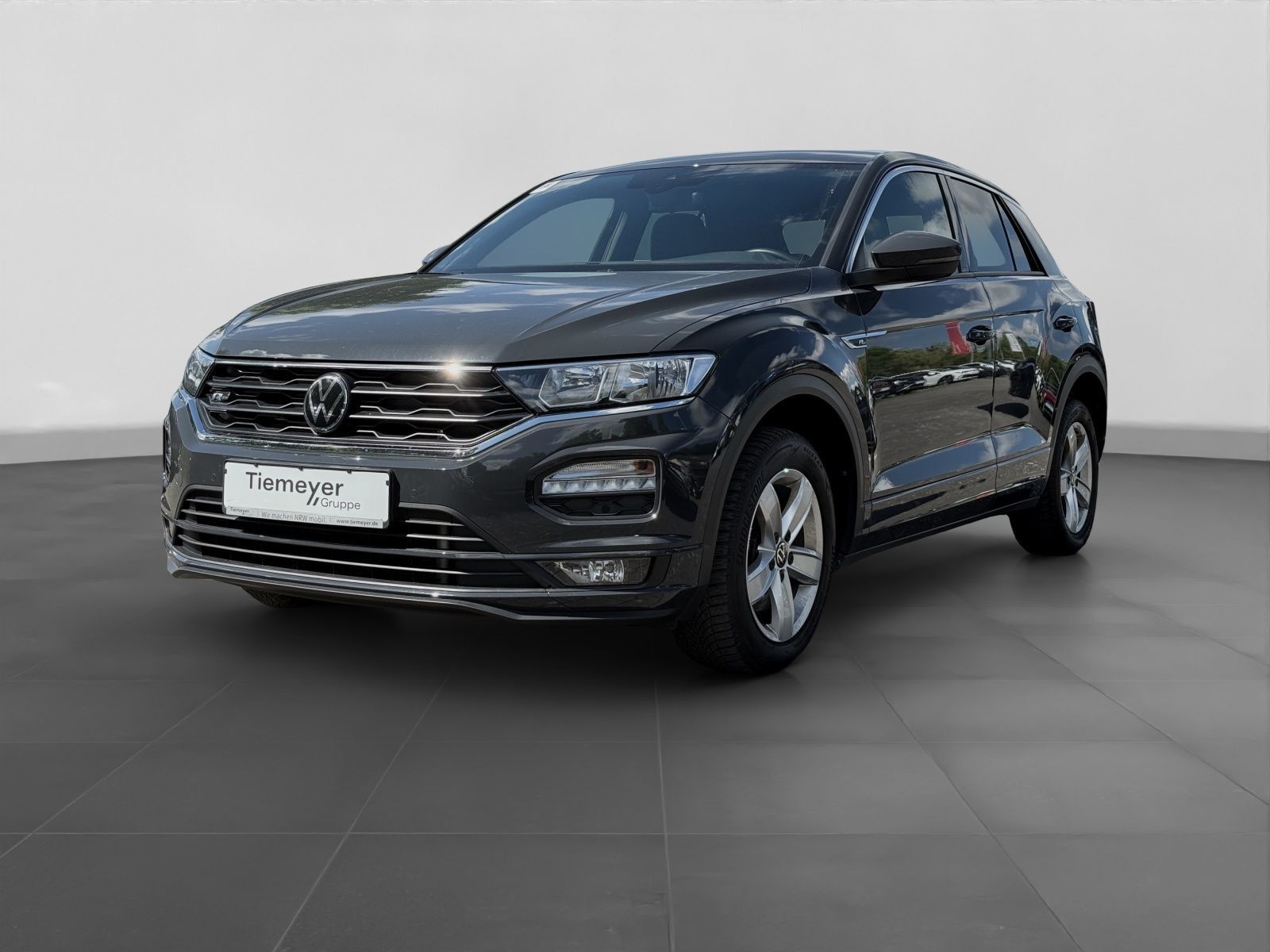 Volkswagen T-Roc TSI DSG 4M R-LINE - Samsaru's Car Outlet