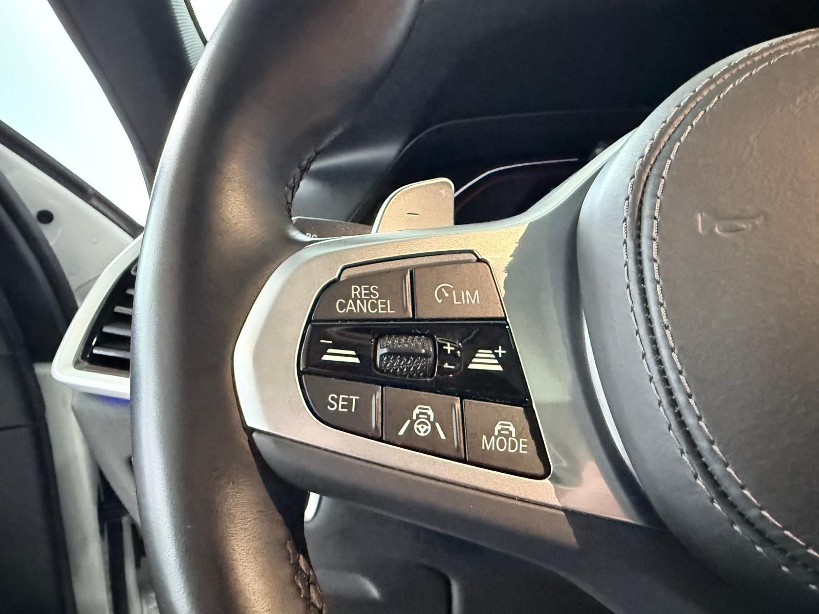 BMW X6 40d xDrive-M Sport/Sky/AHK/360/HUD/B&W/Iconic