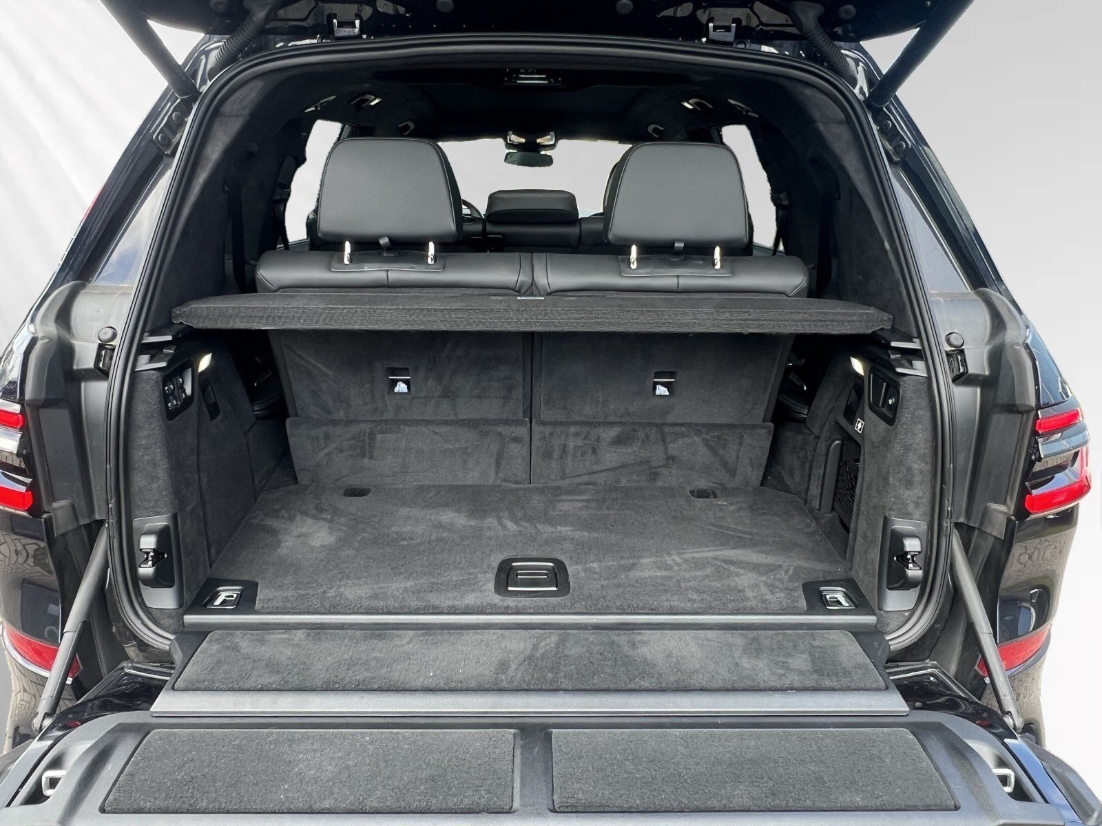 BMW X7 xDrive40d Inkl. € 1.190 Zubehörbonus* M Sport