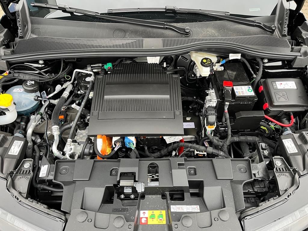 Alfa Romeo Junior Elettrica-280 VELOCE 207kW