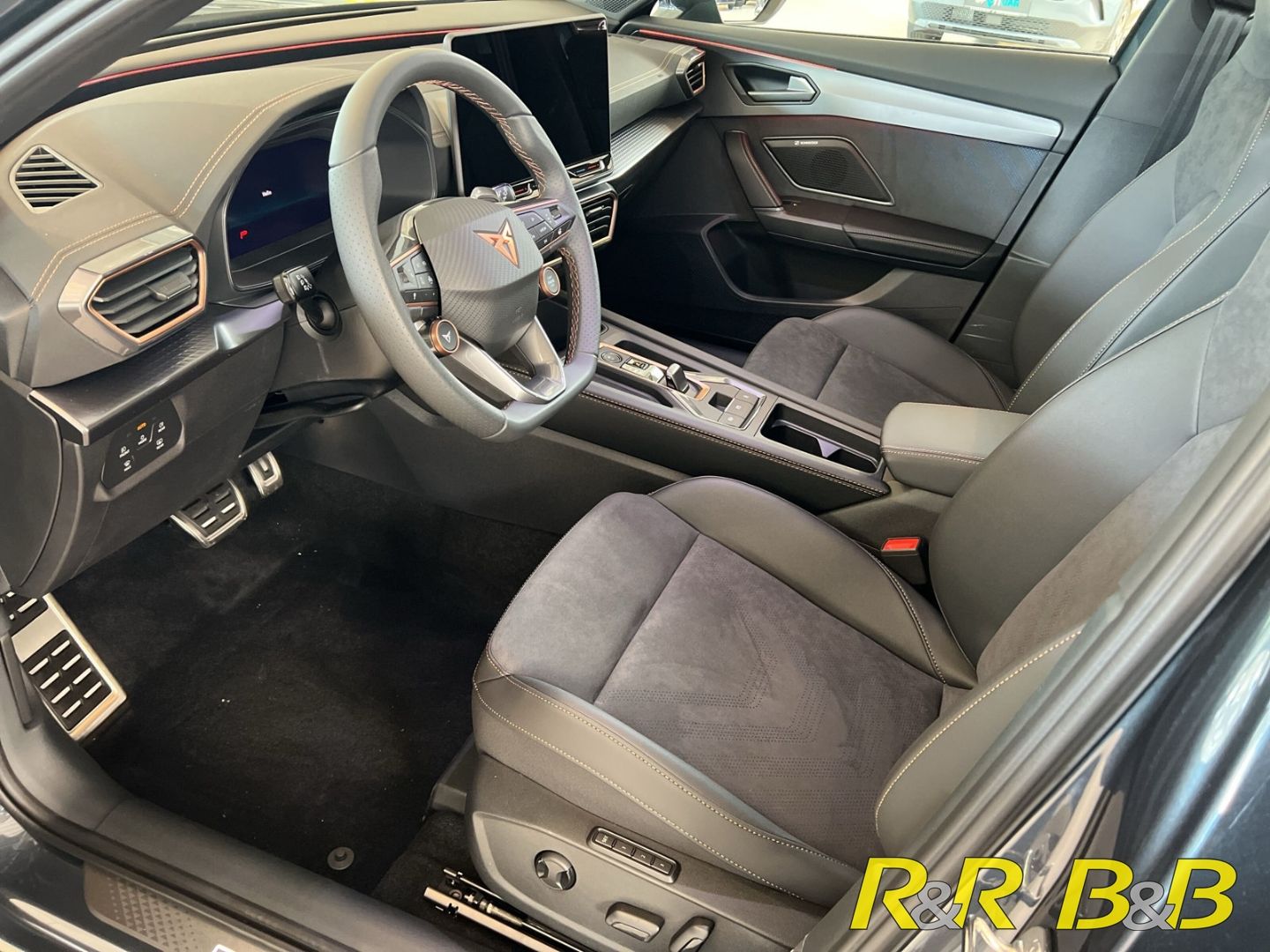 Cupra Formentor VZ 2.0 TSI DSG AT AWD NAVI+SHZ+CARPLAY