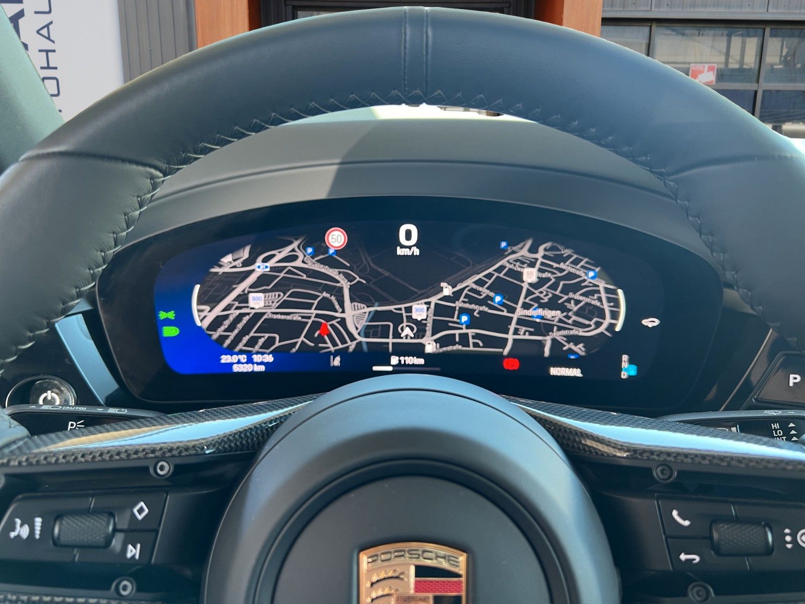 Porsche Macan Electric 4 Carbon · Mega Spec · NP122.500€