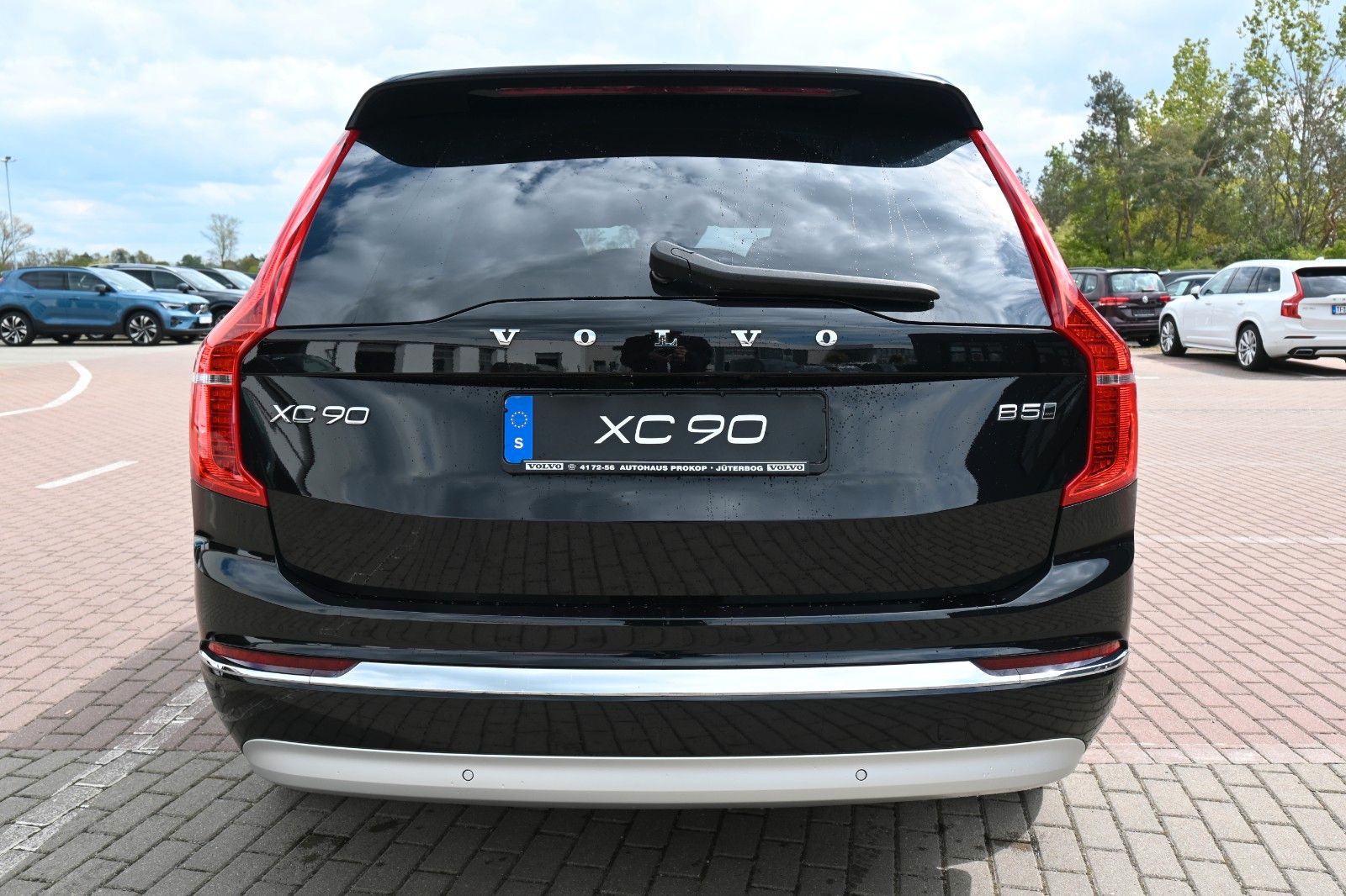 Volvo XC90 B5D AWD Inscription*LUFT*STDHZG*360*AHK*ACC