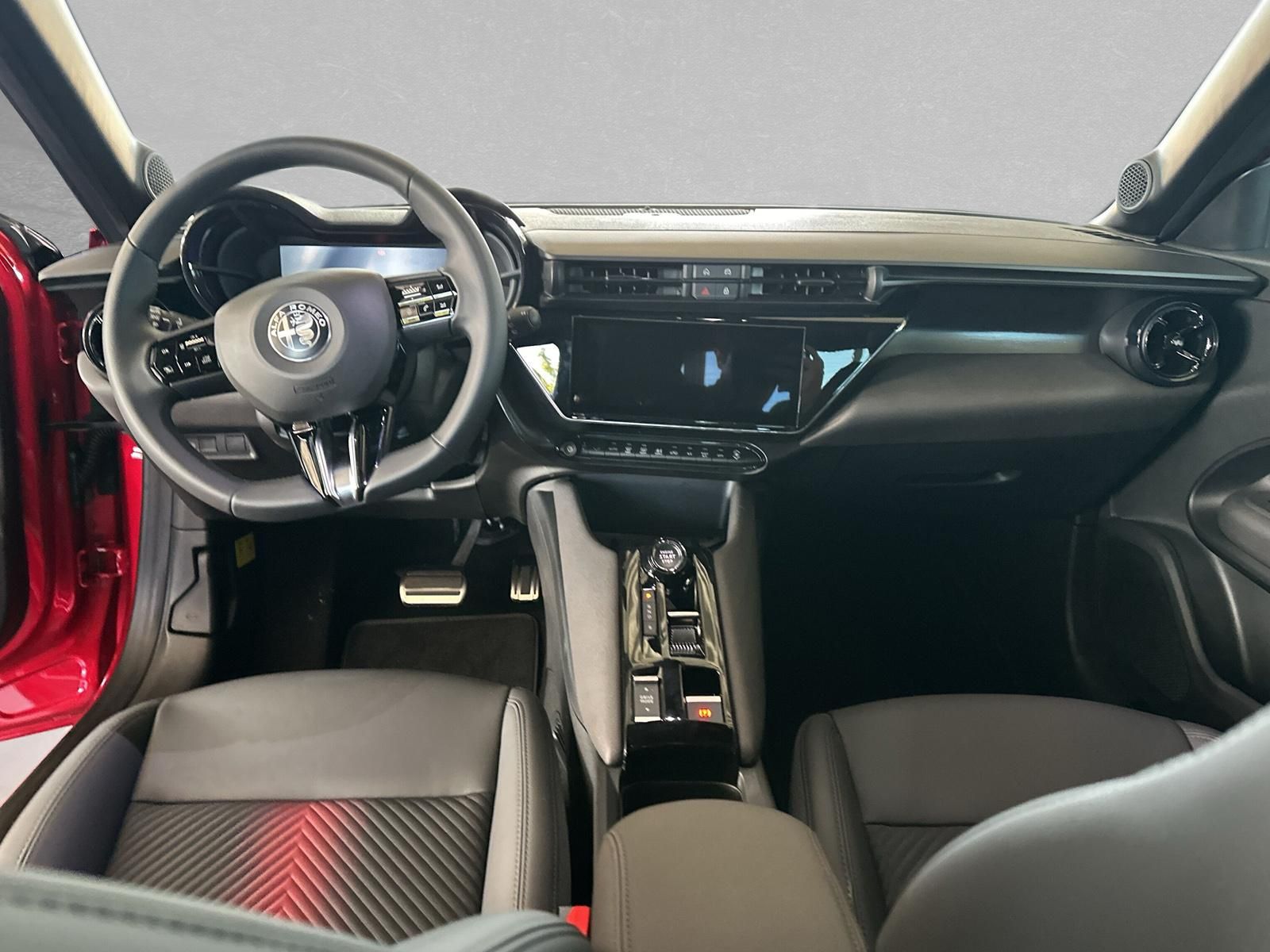 Alfa Romeo Junior #ELEKTRO #Speciale #SONDERLACK