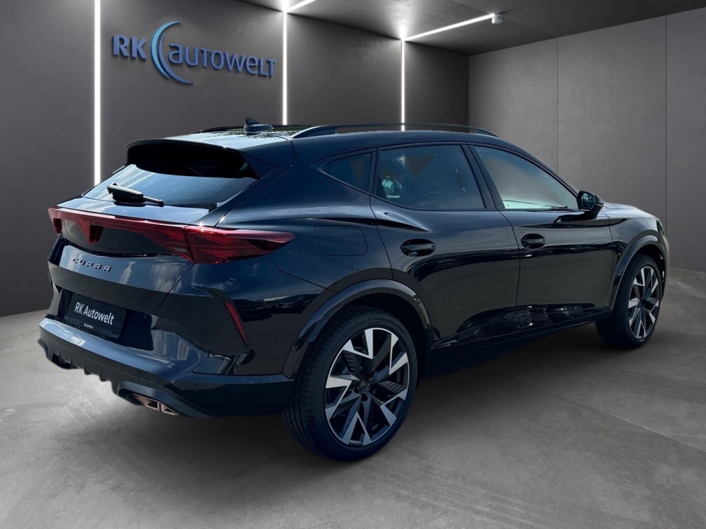 Cupra Formentor 1.5 e-Hybrid VZ AHK Matrix Sennheiser