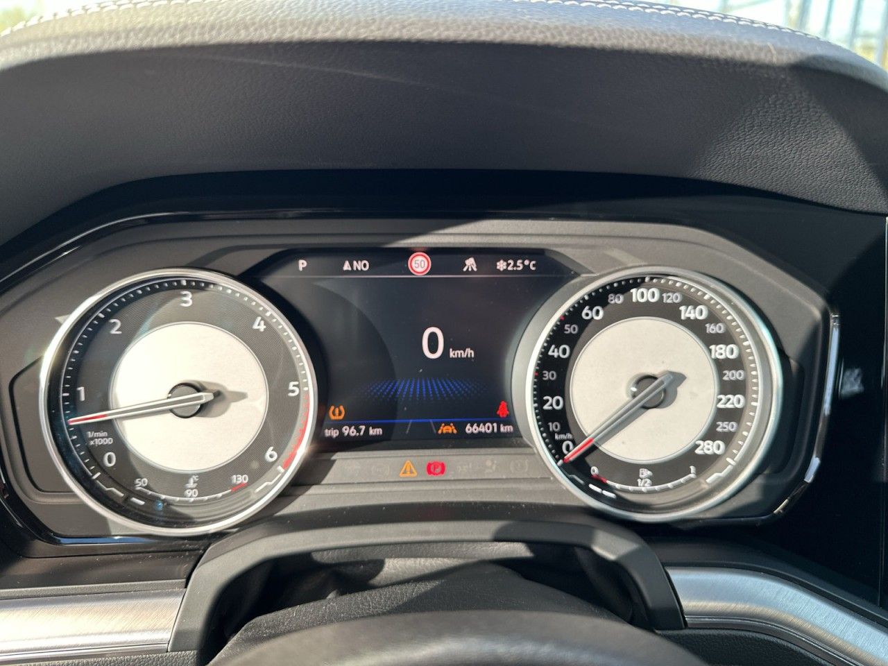 Volkswagen Touareg 3.0 V6 TDI Elegance 4Motion - Samsaru's Car Outlet
