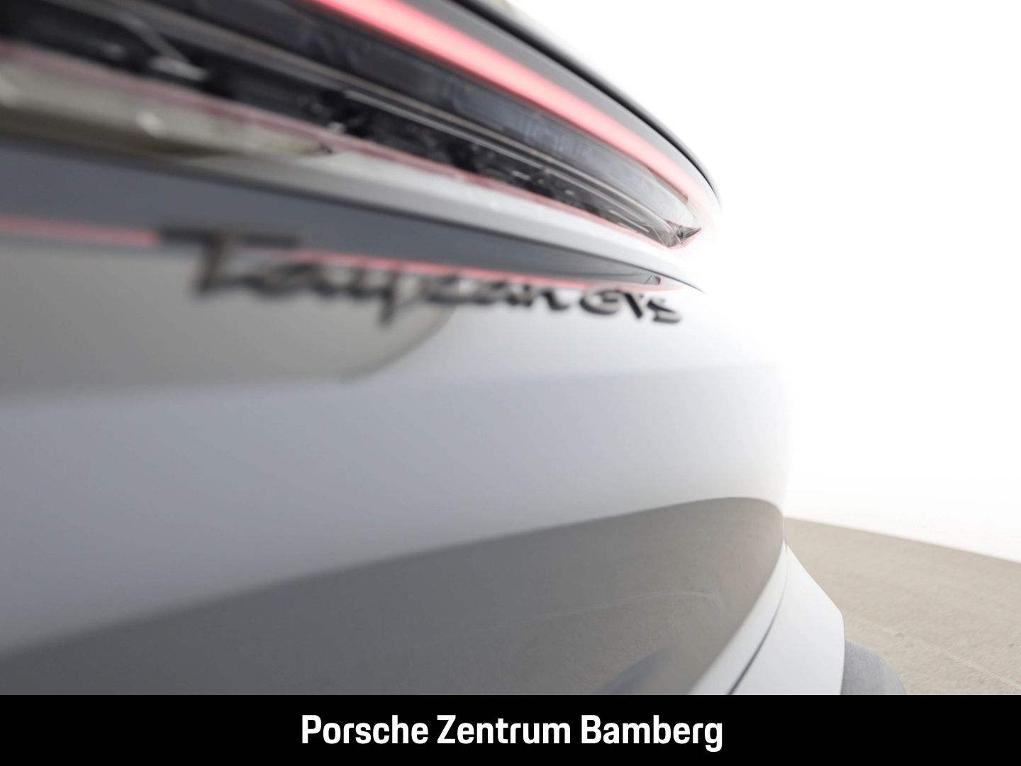 Porsche Taycan GTS/ Inno-Drive/ GTS-Paket/ Matrix uvm.