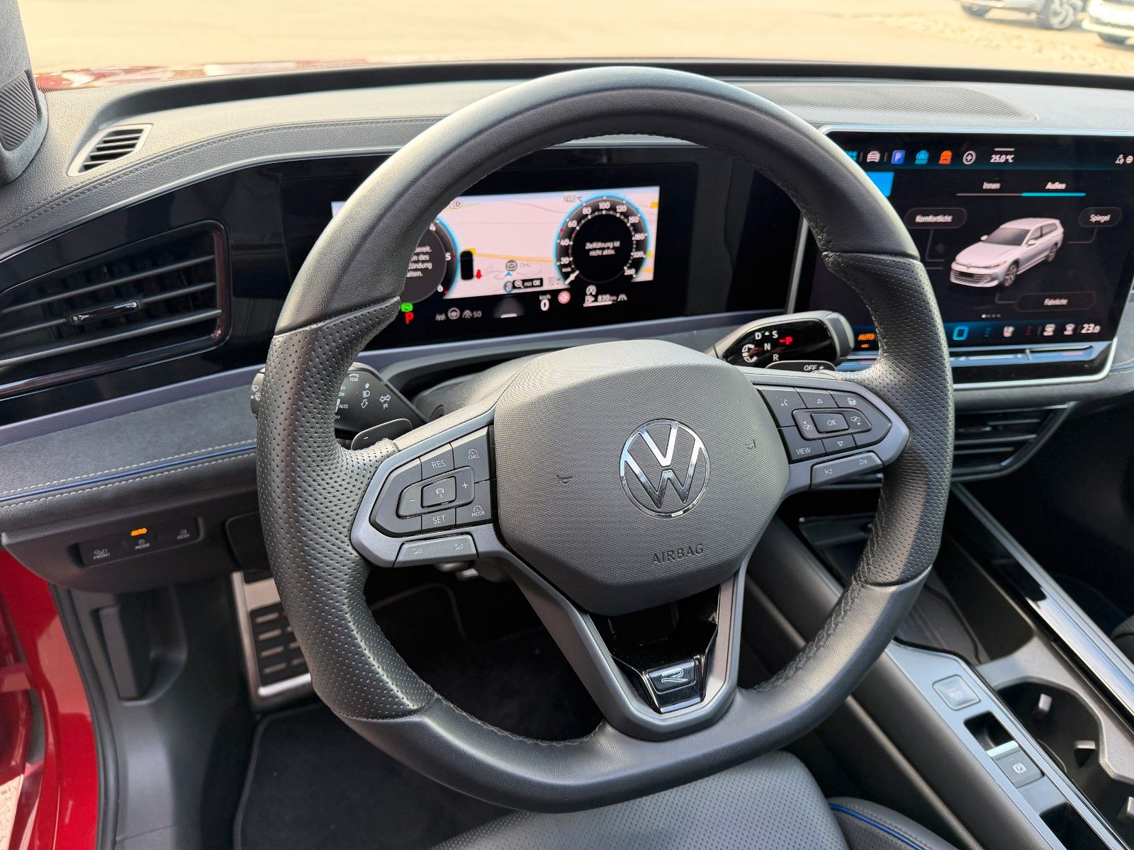 Volkswagen Passat 2.0TDI 4x4 R-Line Leder Pano Signature