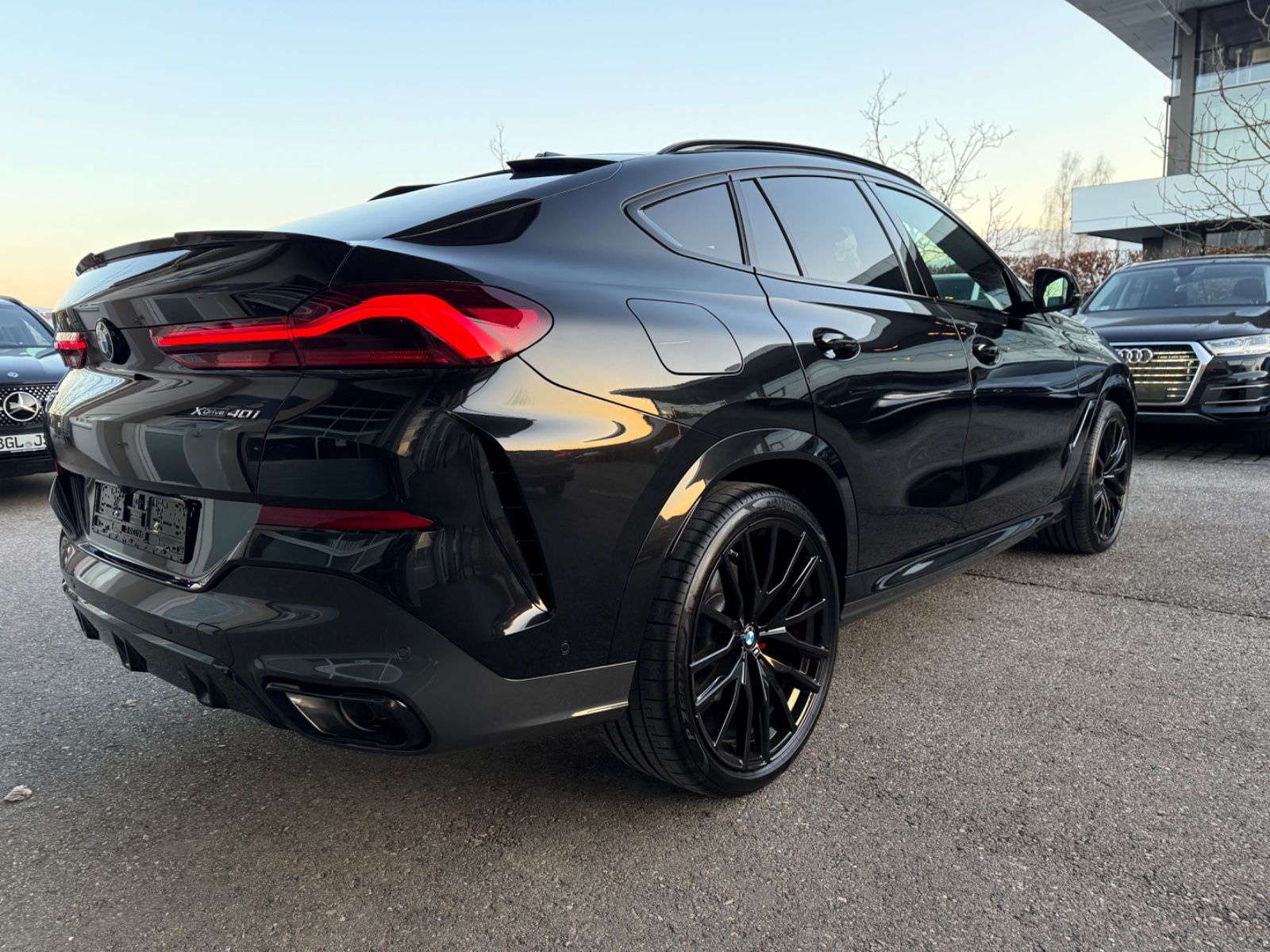 BMW X6 40 i xDrive M Sport - Samsaru's Car Outlet