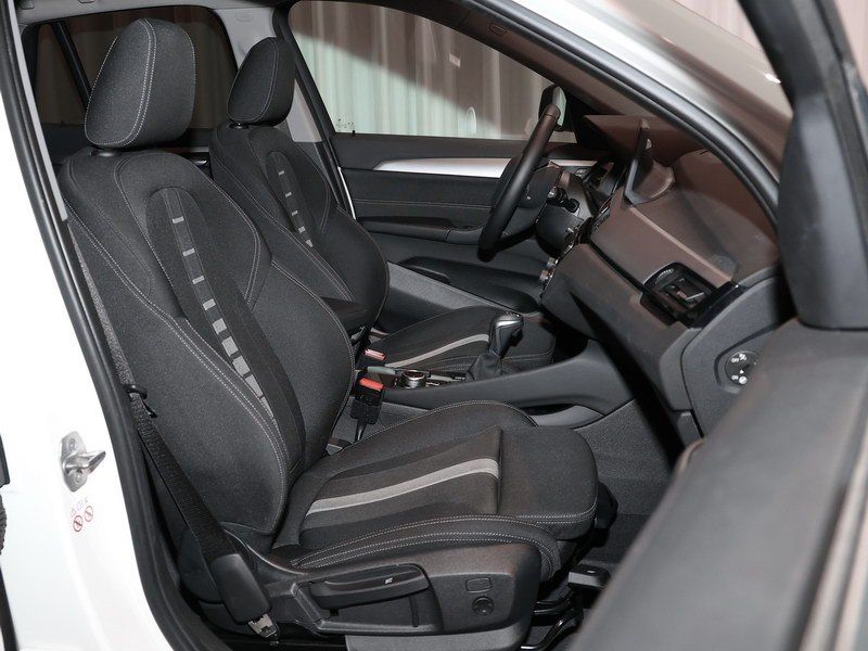 BMW X1 xDrive25e Adv. - Samsaru's Car Outlet