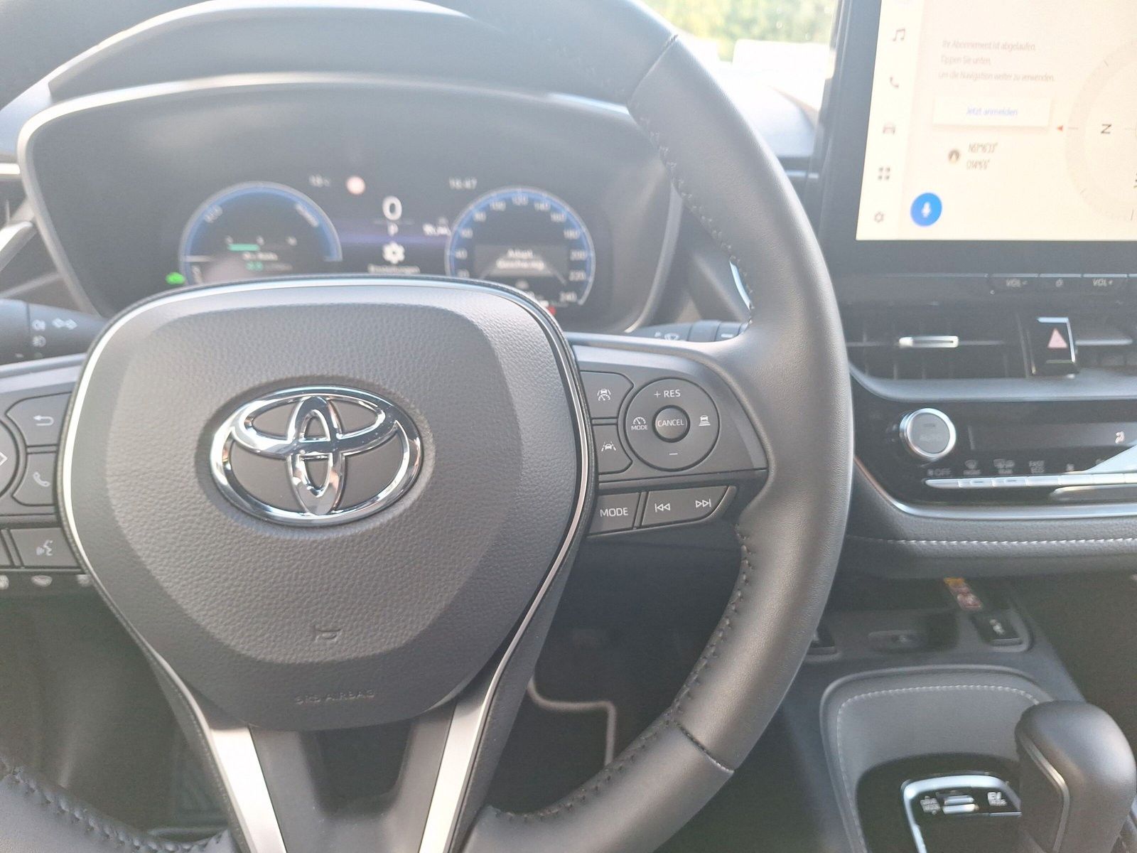 Toyota Corolla TS 1.8 Hybrid Teamplayer *TECHNIK-PAK