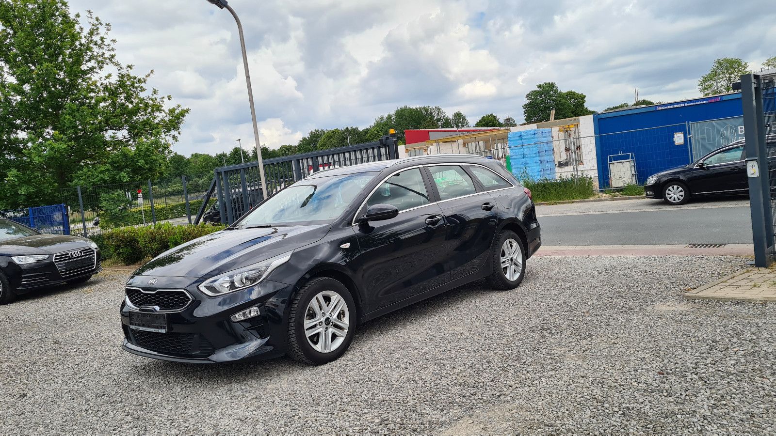 Kia cee'd Sportswagon 1.6D Vision Aut. - Samsaru's Car Outlet
