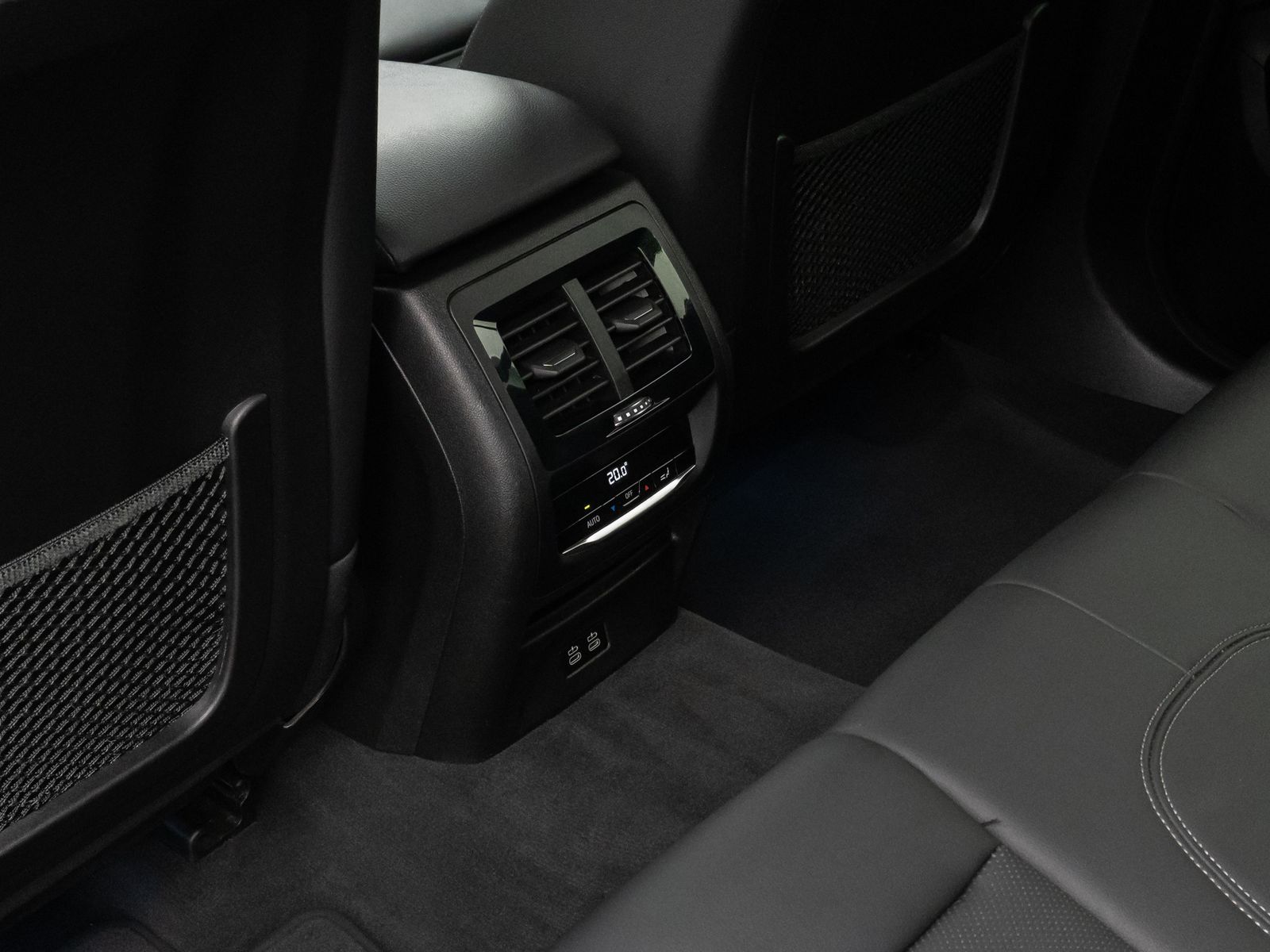 BMW X3 xD30e M Sport - Samsaru's Car Outlet