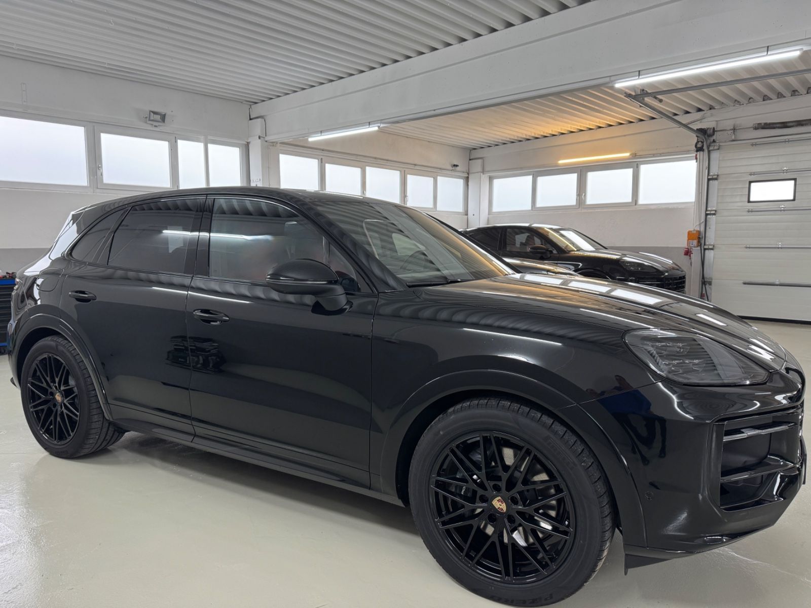 Porsche Cayenne E-Hybrid /Mod.2025/Sport Paket Lp160.500